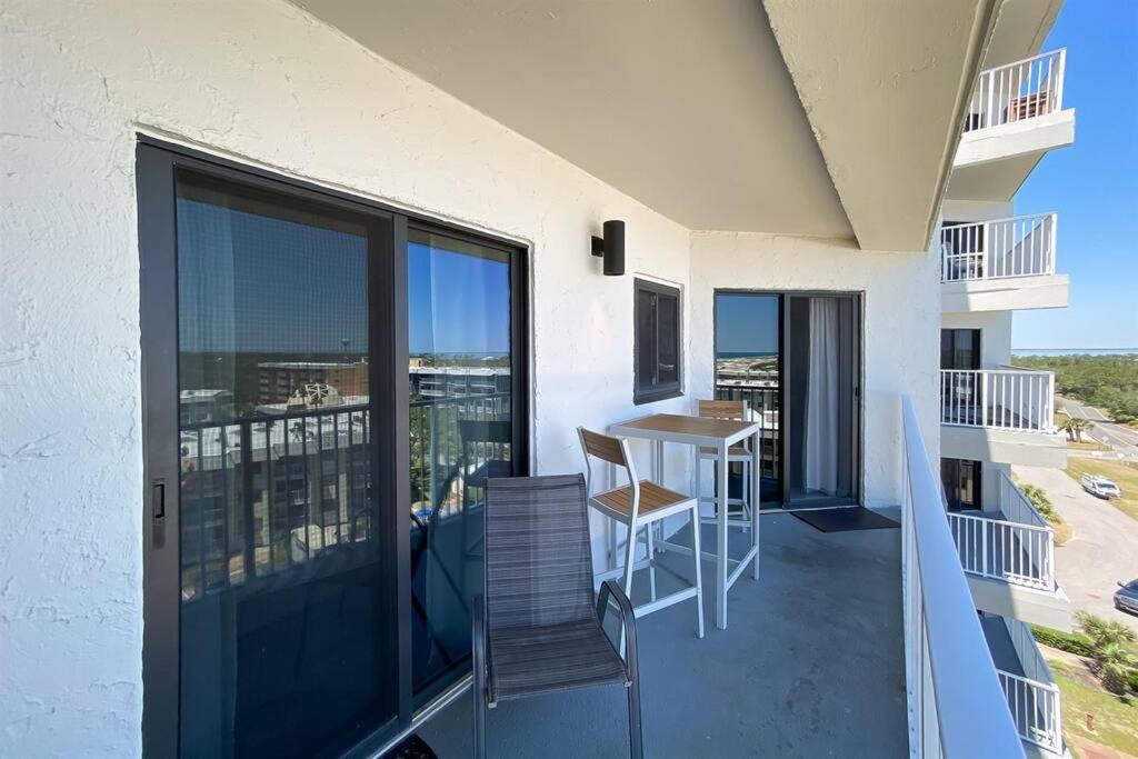 Plantation Dunes unit 5615-Beachfront Luxury- Kiva Dunes Golf-Onsite Sports Bar view 2