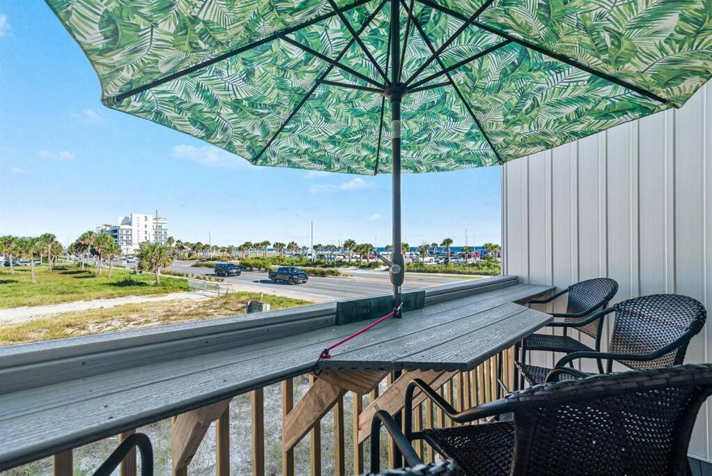 South Winds 2-Updated Condo-Beach views-Walk to Hangout-FREE PARKING view 3