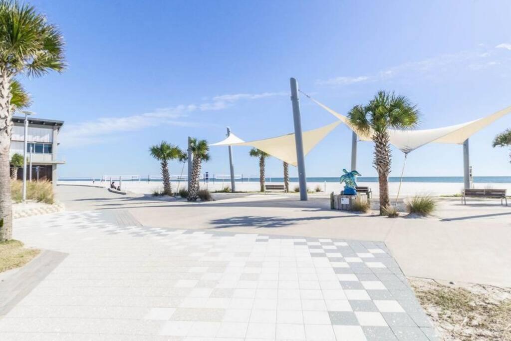 South Winds 2-Updated Condo-Beach views-Walk to Hangout-FREE PARKING view 5