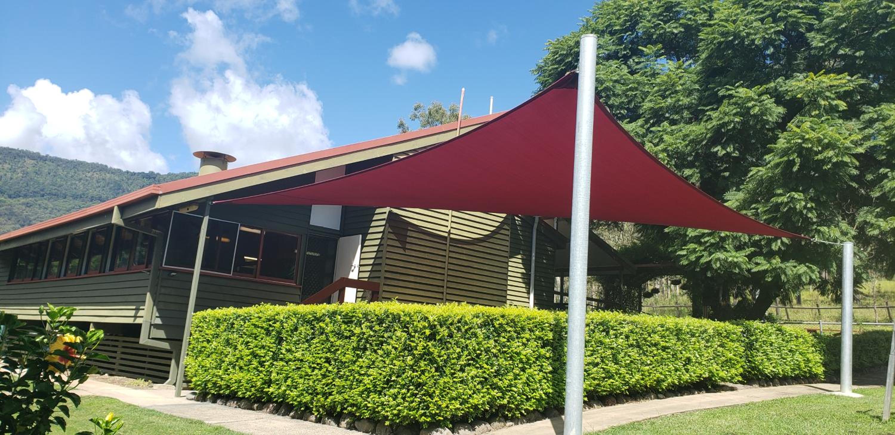 Christmas Creek Café & Cabins