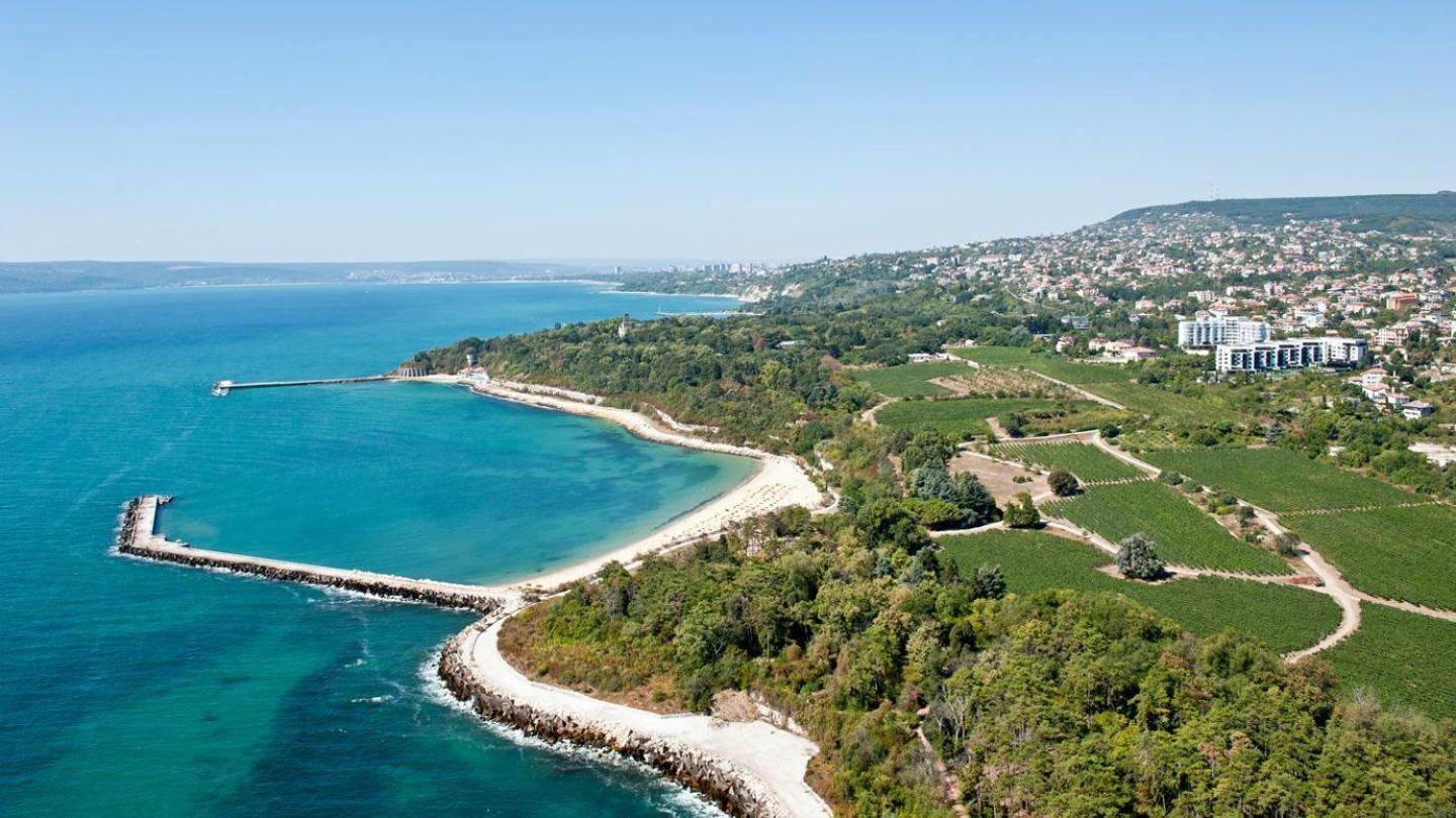 Marina Beach Azur- 100m from the BEACH & SPA! LUXURY APARTMENT!