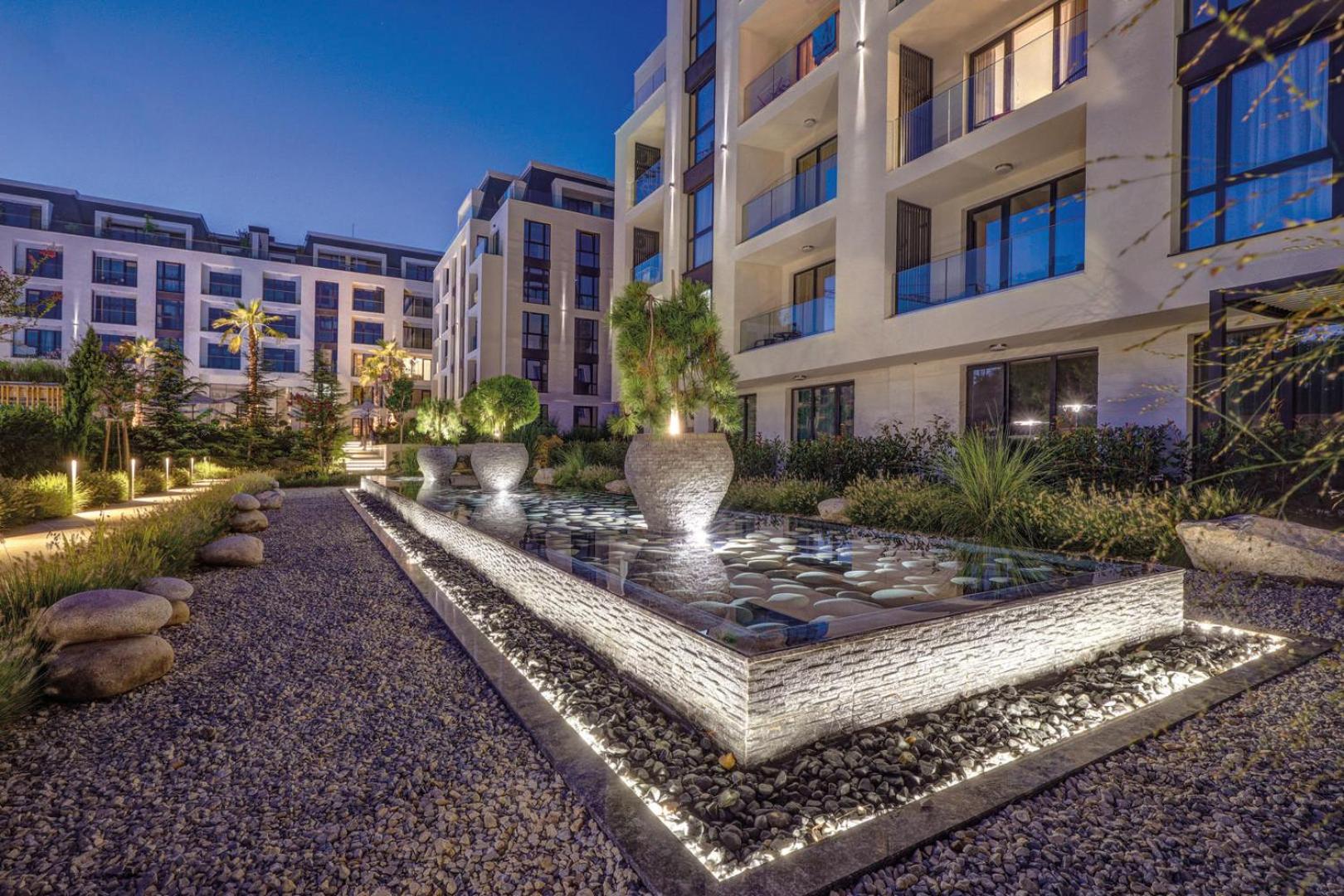 Marina Beach Azur- 100m from the BEACH & SPA! LUXURY APARTMENT!