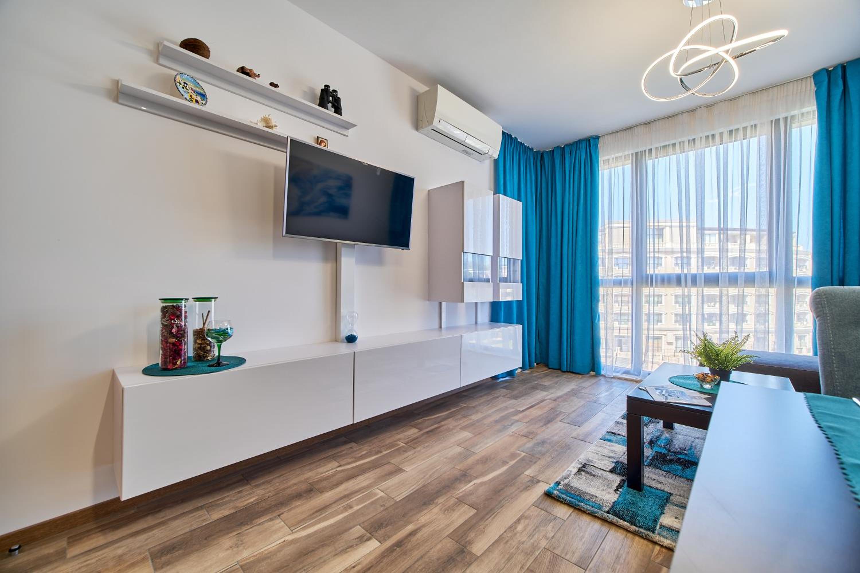 Marina Beach Azur- 100m from the BEACH & SPA! LUXURY APARTMENT!