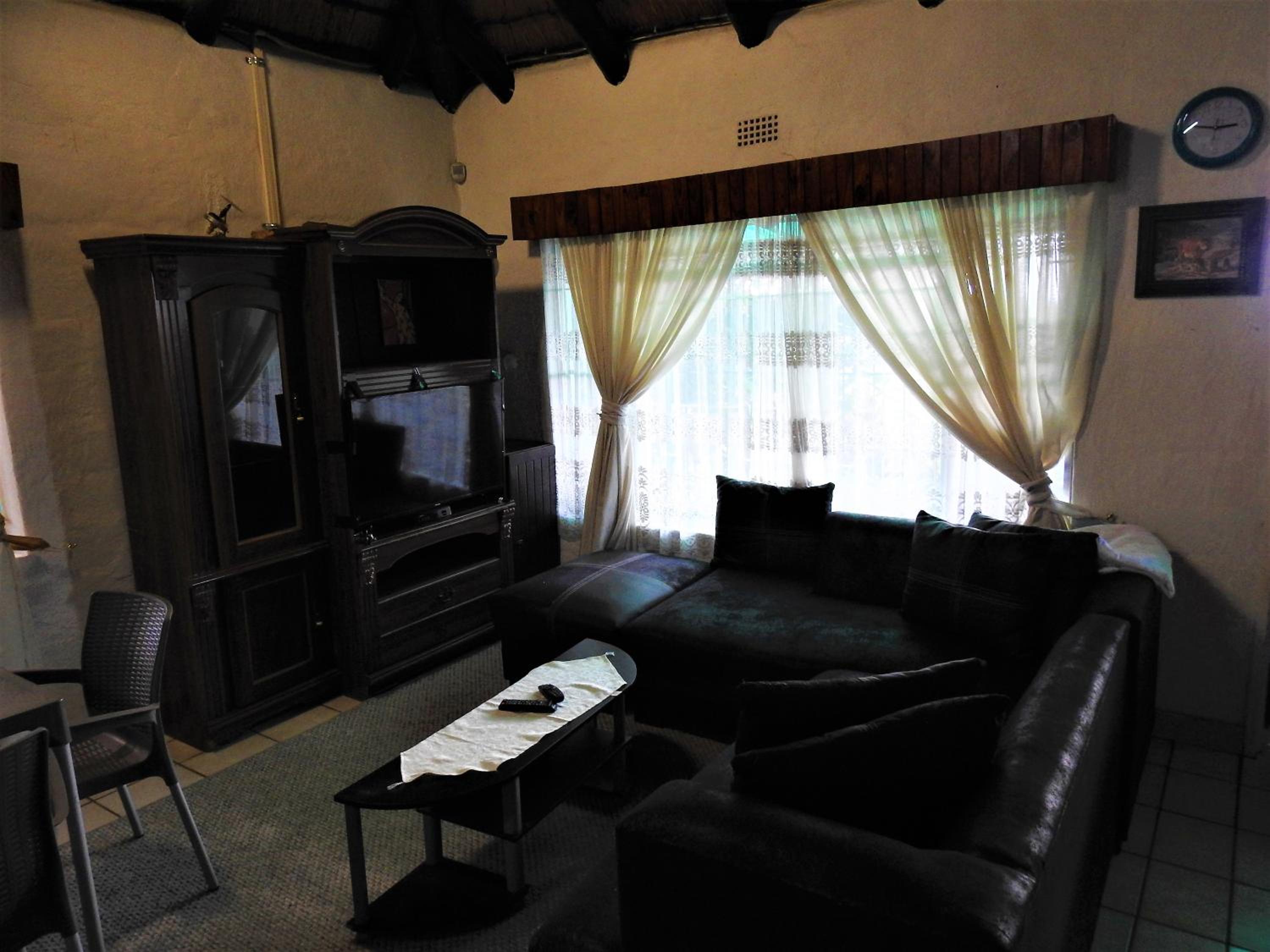 Hazyview Vacations - Viewpoint Lodge  Safari Tours - Property Image 11