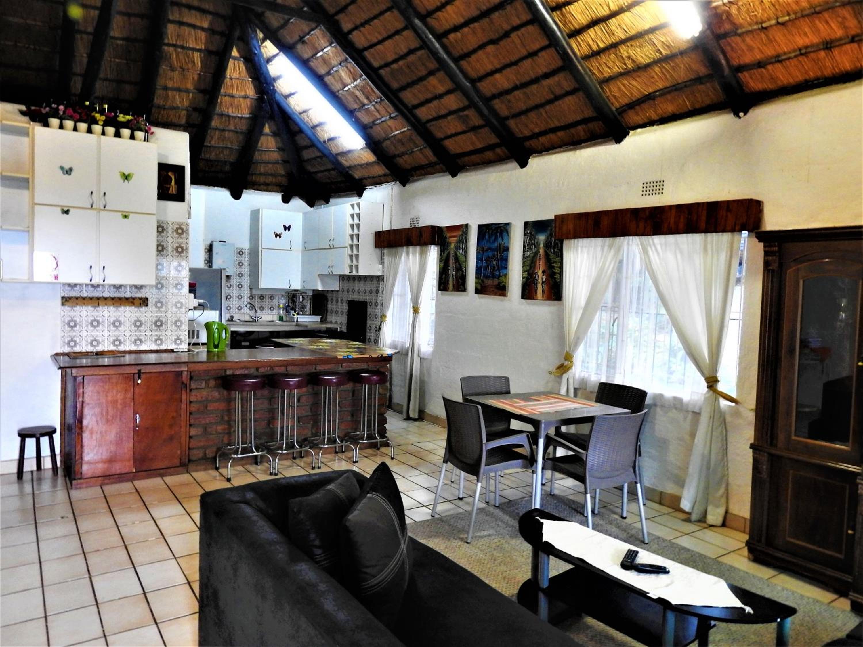 Hazyview Vacations - Viewpoint Lodge  Safari Tours - Property Image 2