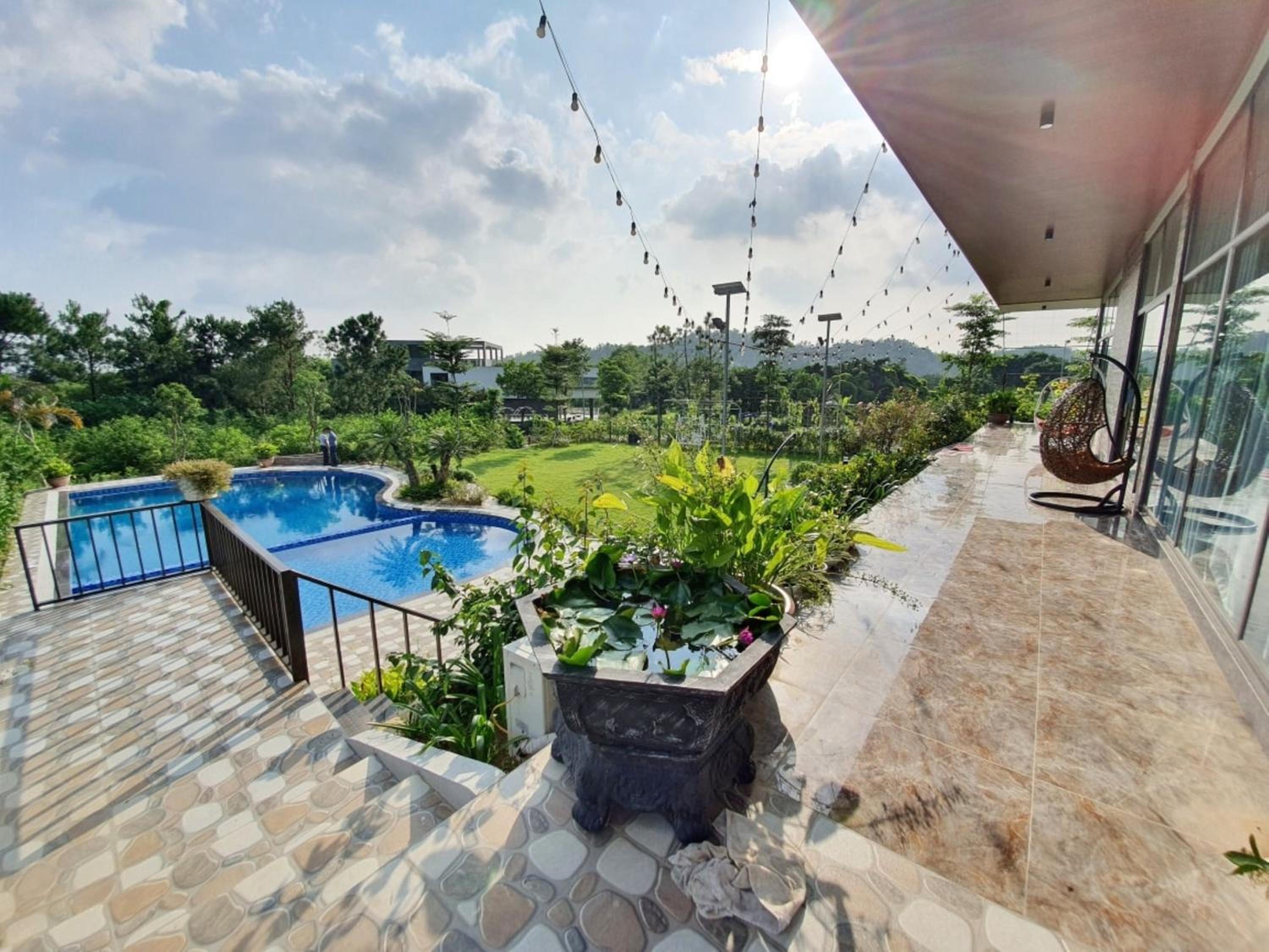 Praha Villa Tam Dao - Venue Travel view 3