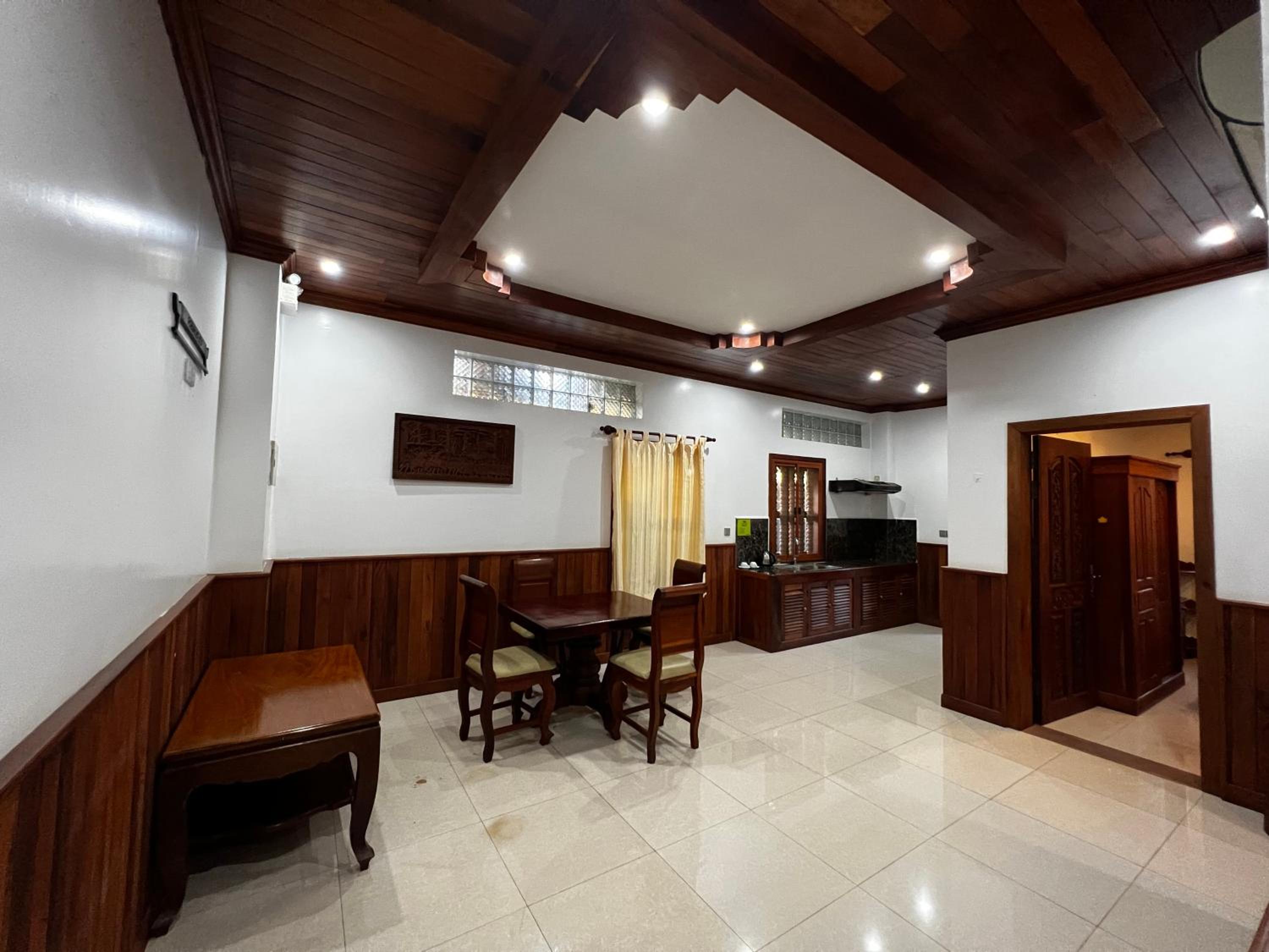 Shining Angkor Apartment Hotel