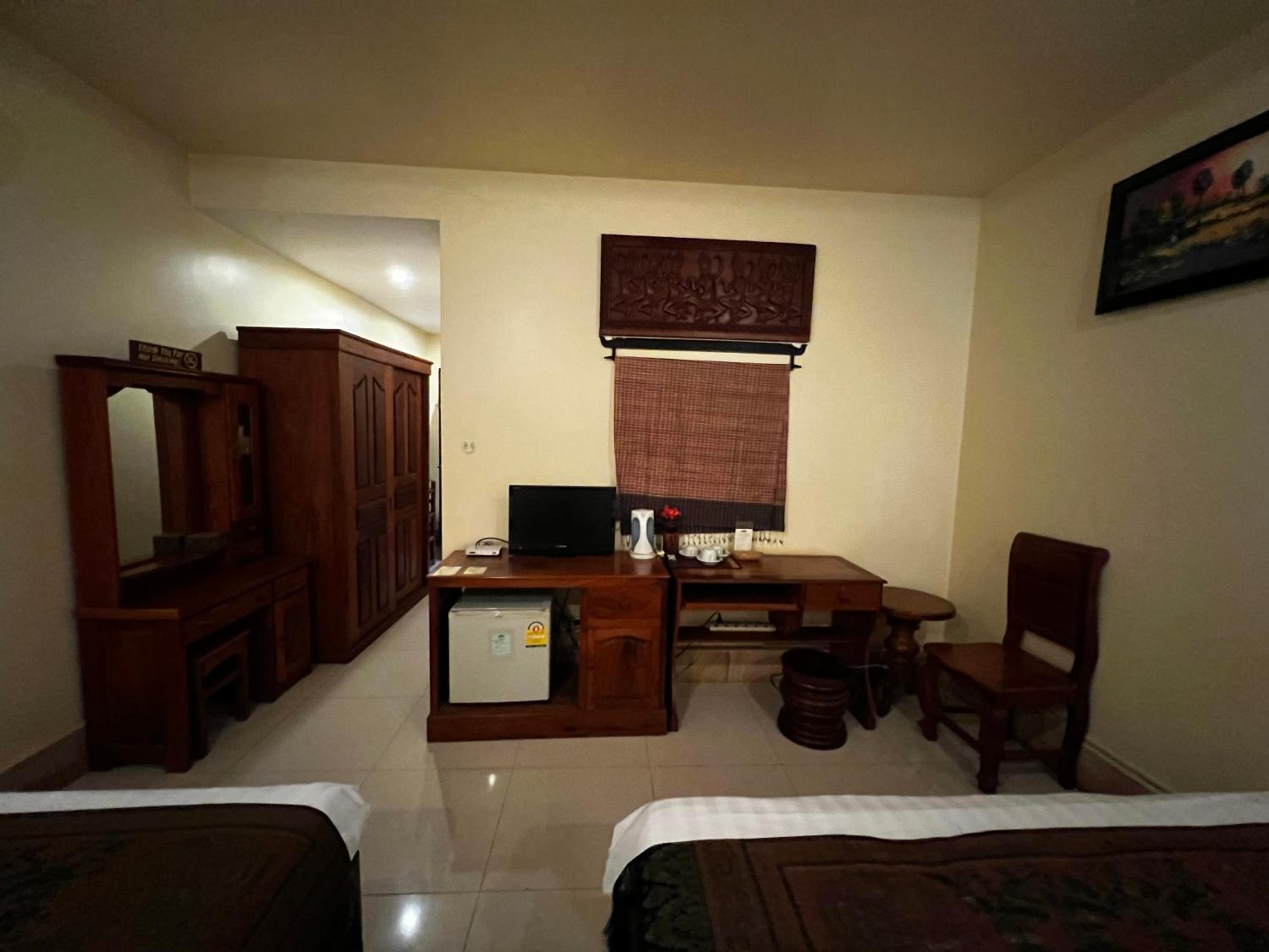 Shining Angkor Apartment Hotel