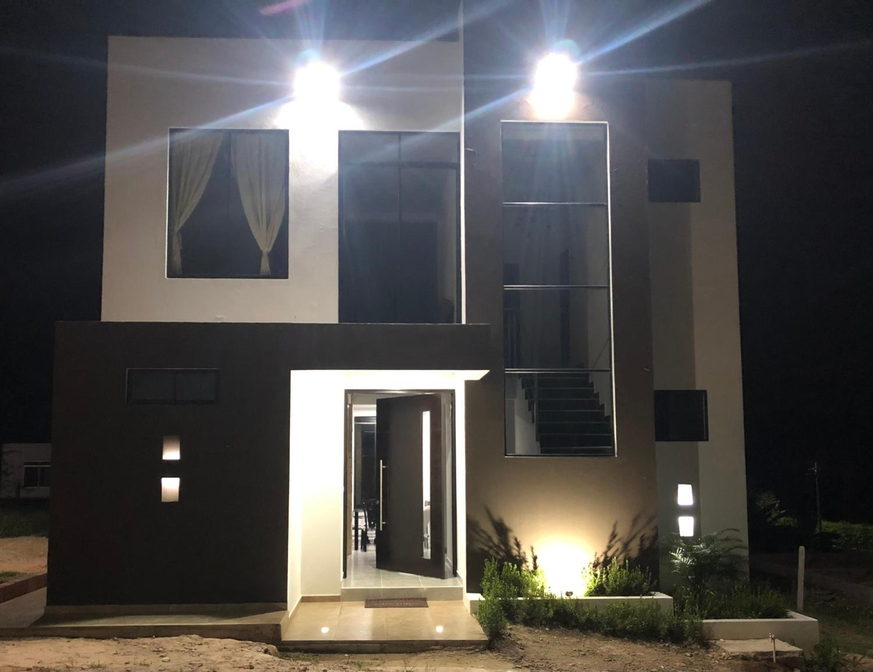 Villa con piscina privada y zona bbq en condominio view 3