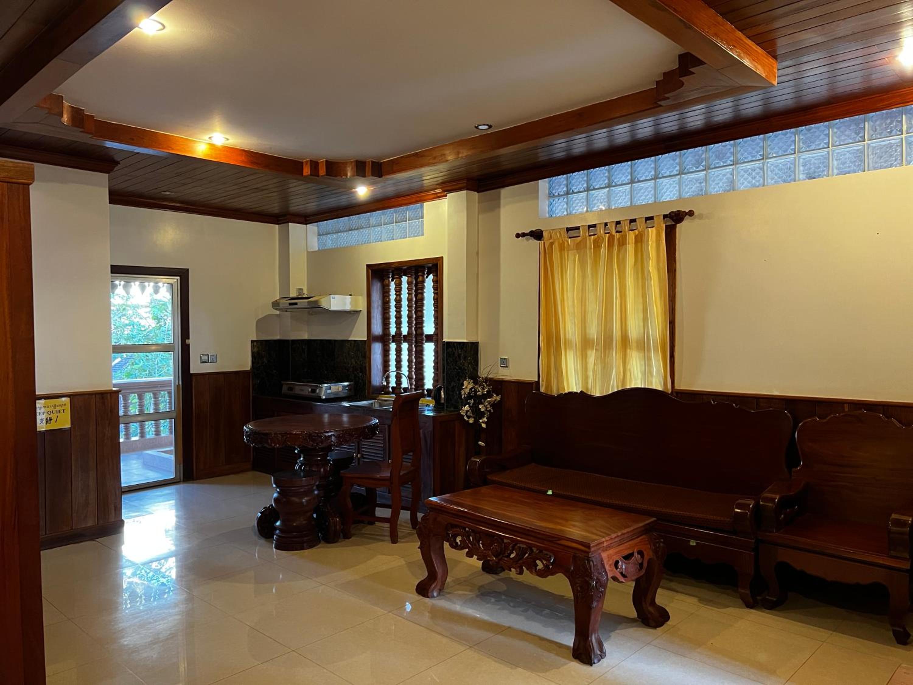 Shining Angkor Apartment Hotel
