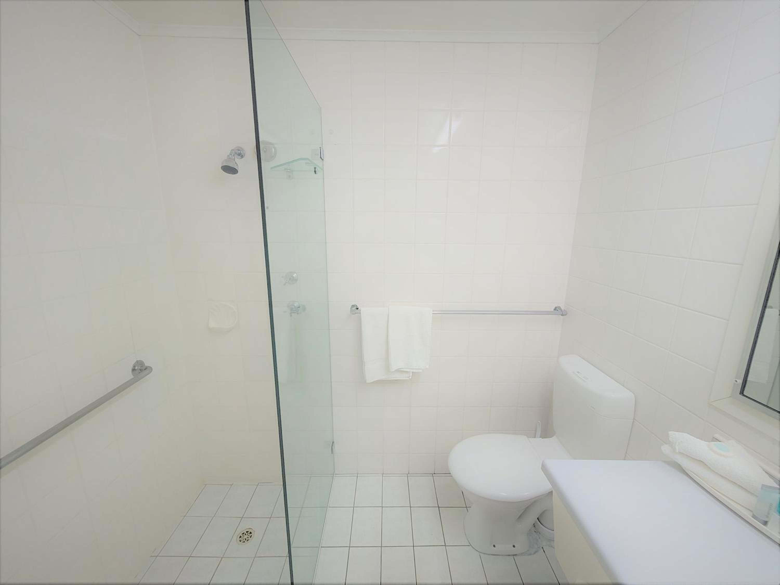 Albany Vacations - SureStay Hotel by Best Western The Clarence on Melville - Property Image 2