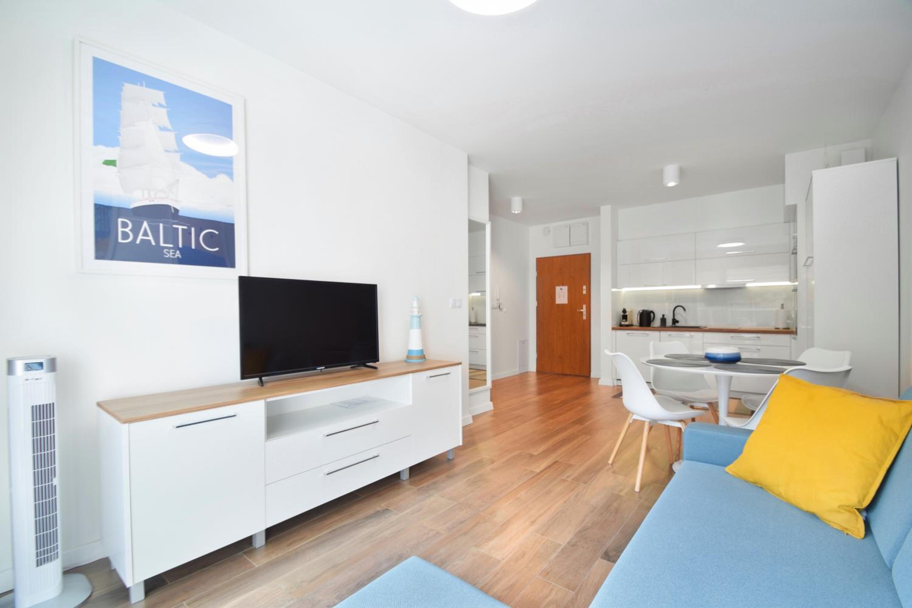 DWIE SOSNY Baltic 35 view 4