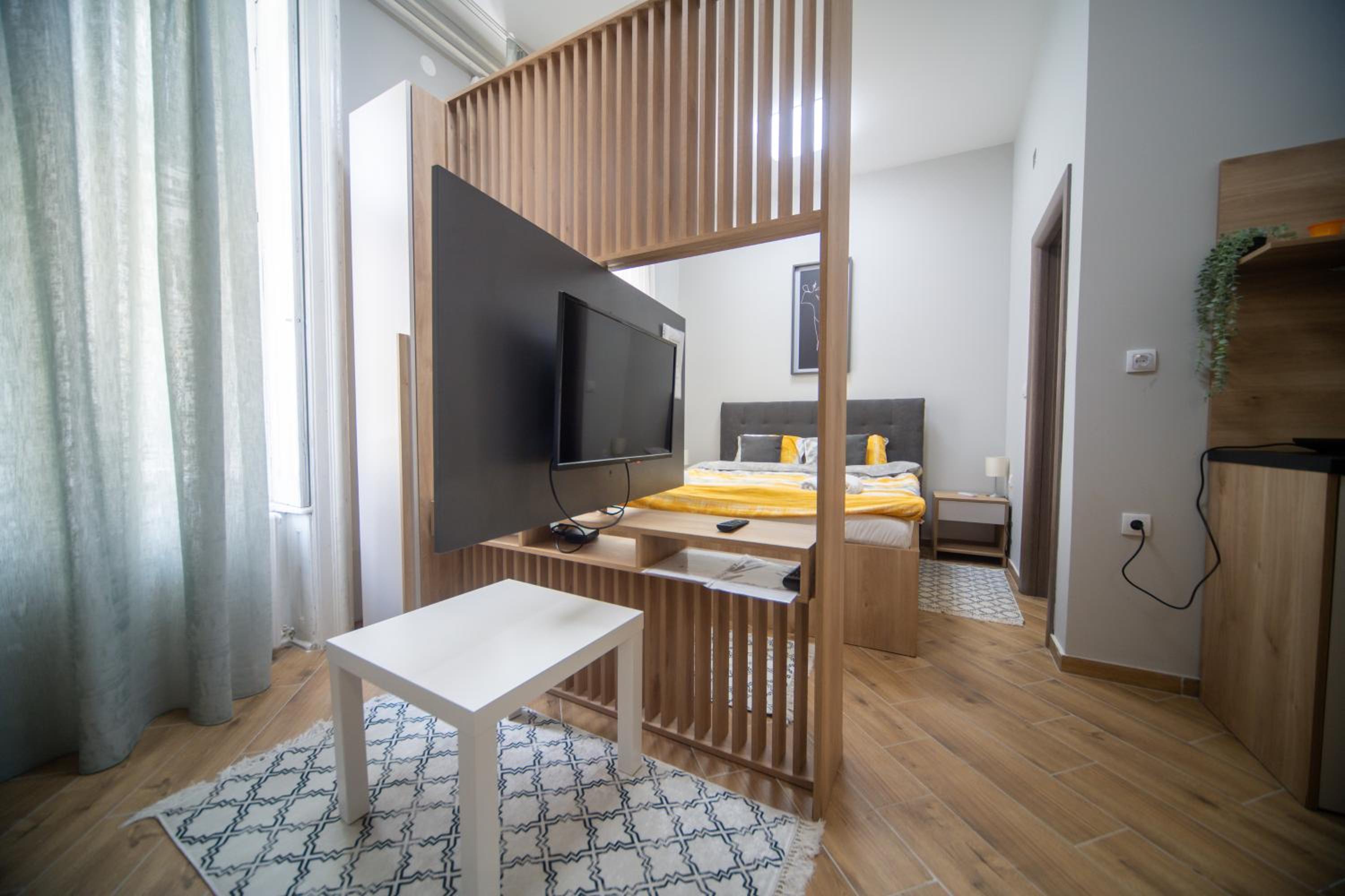 Manoir Apartments City Center