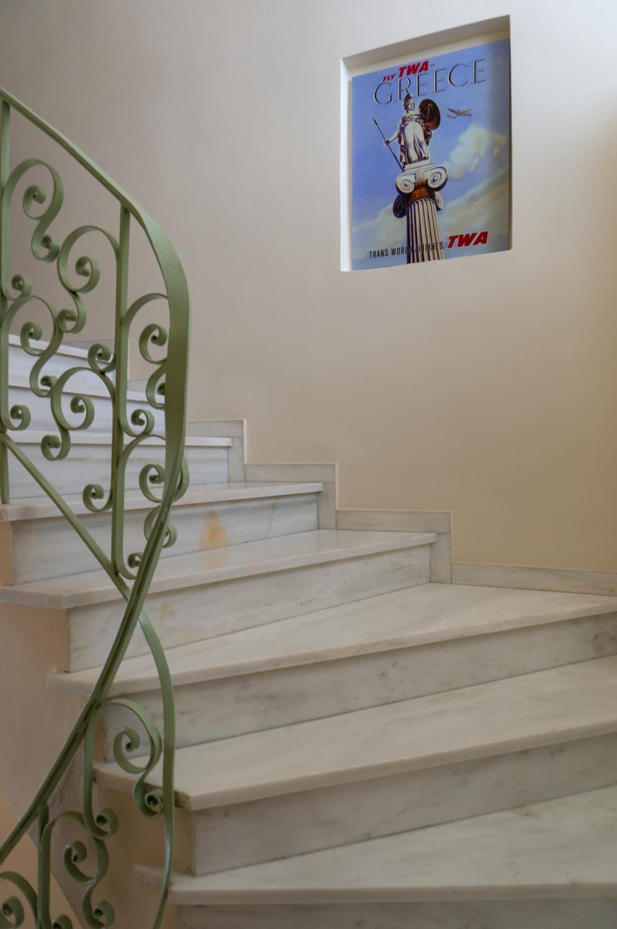 Afrodite's Mansion in Plaka by JJ Hospitality