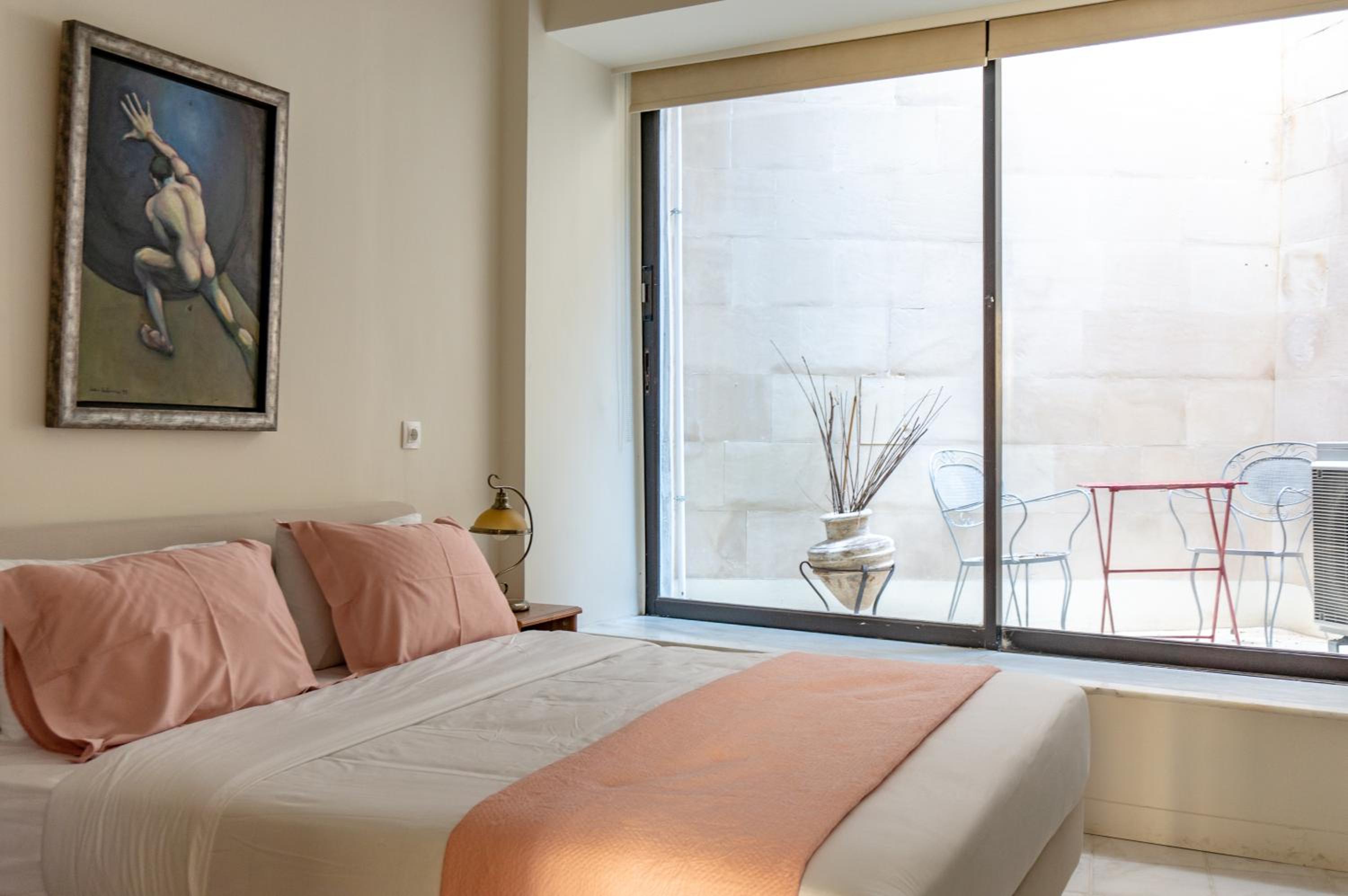 Afrodite's Mansion in Plaka by JJ Hospitality
