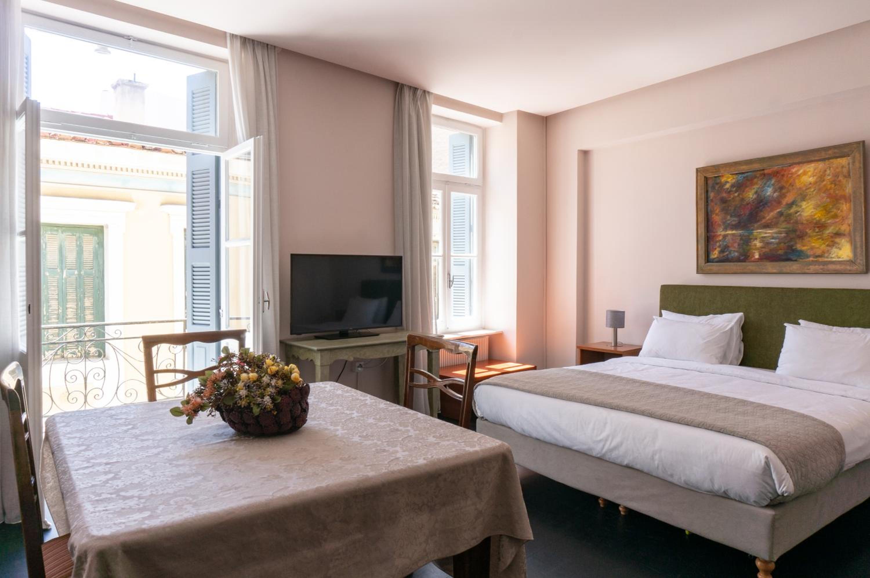 Afrodite's Mansion in Plaka by JJ Hospitality