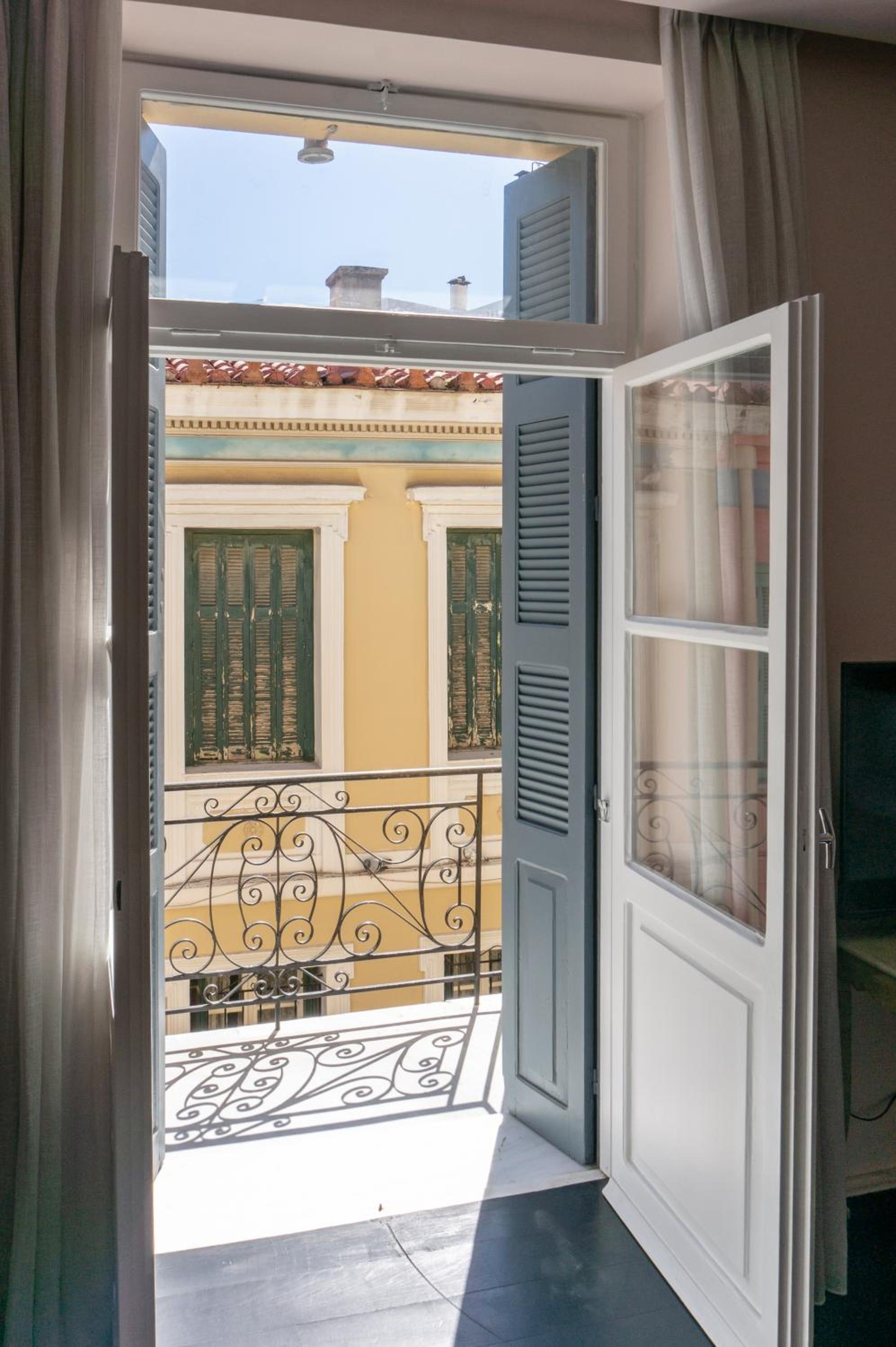 Afrodite's Mansion in Plaka by JJ Hospitality