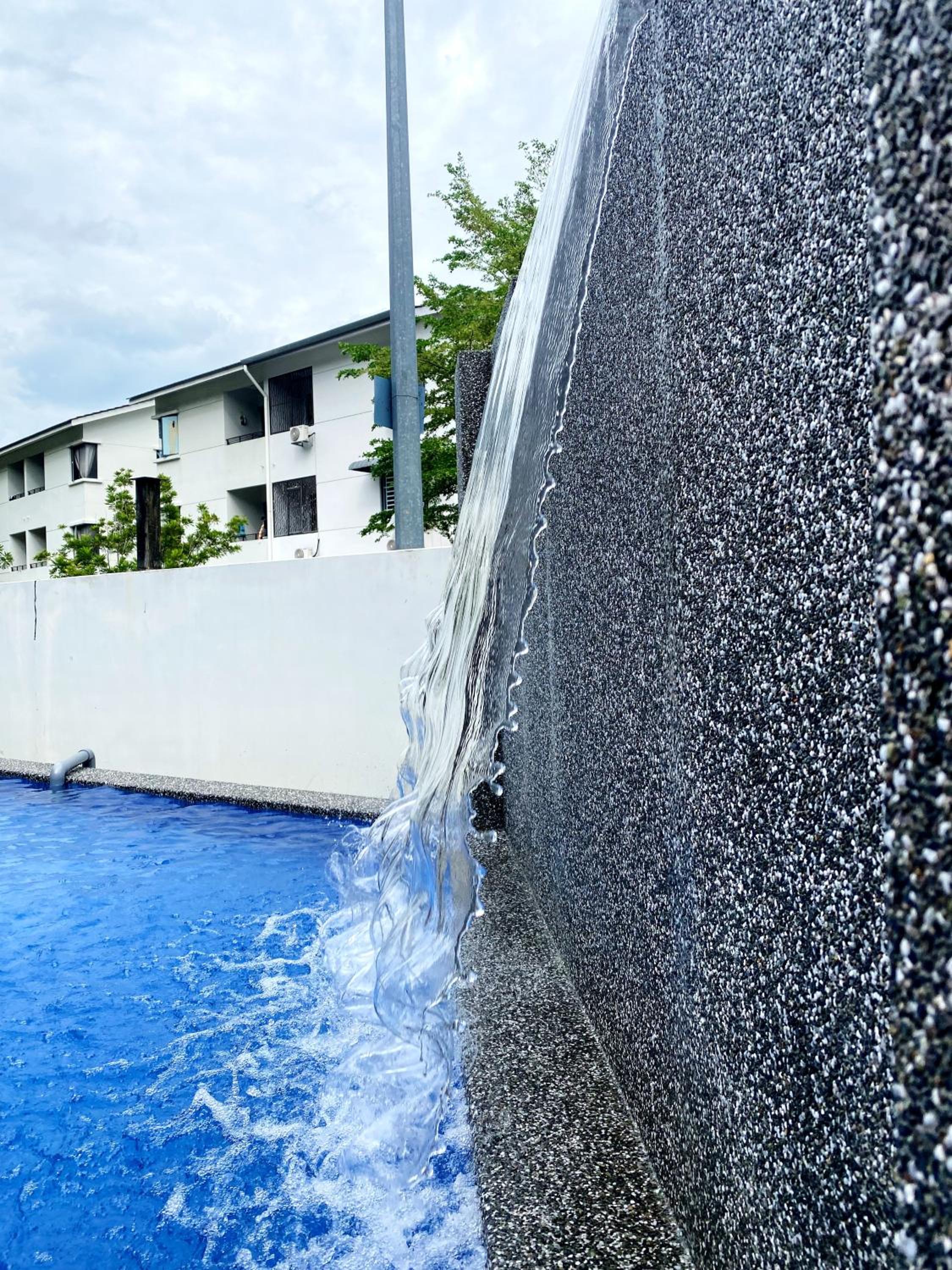 30PAX 7BR Villa with Kids Swimming pool, TV, Pool Table n BBQ near SPICE Arena Penang 9800 SQFT photo 4