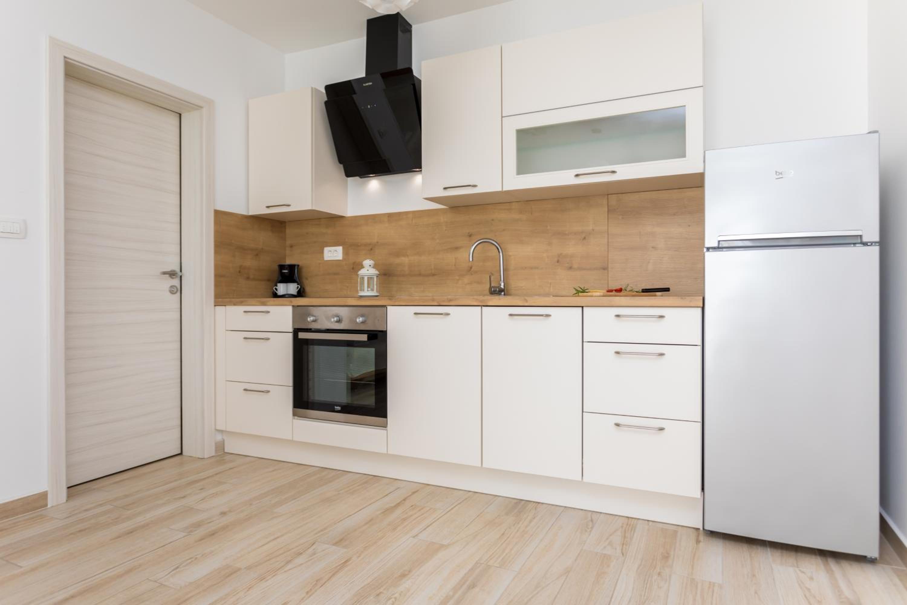 Apartments Jelena Vantačići