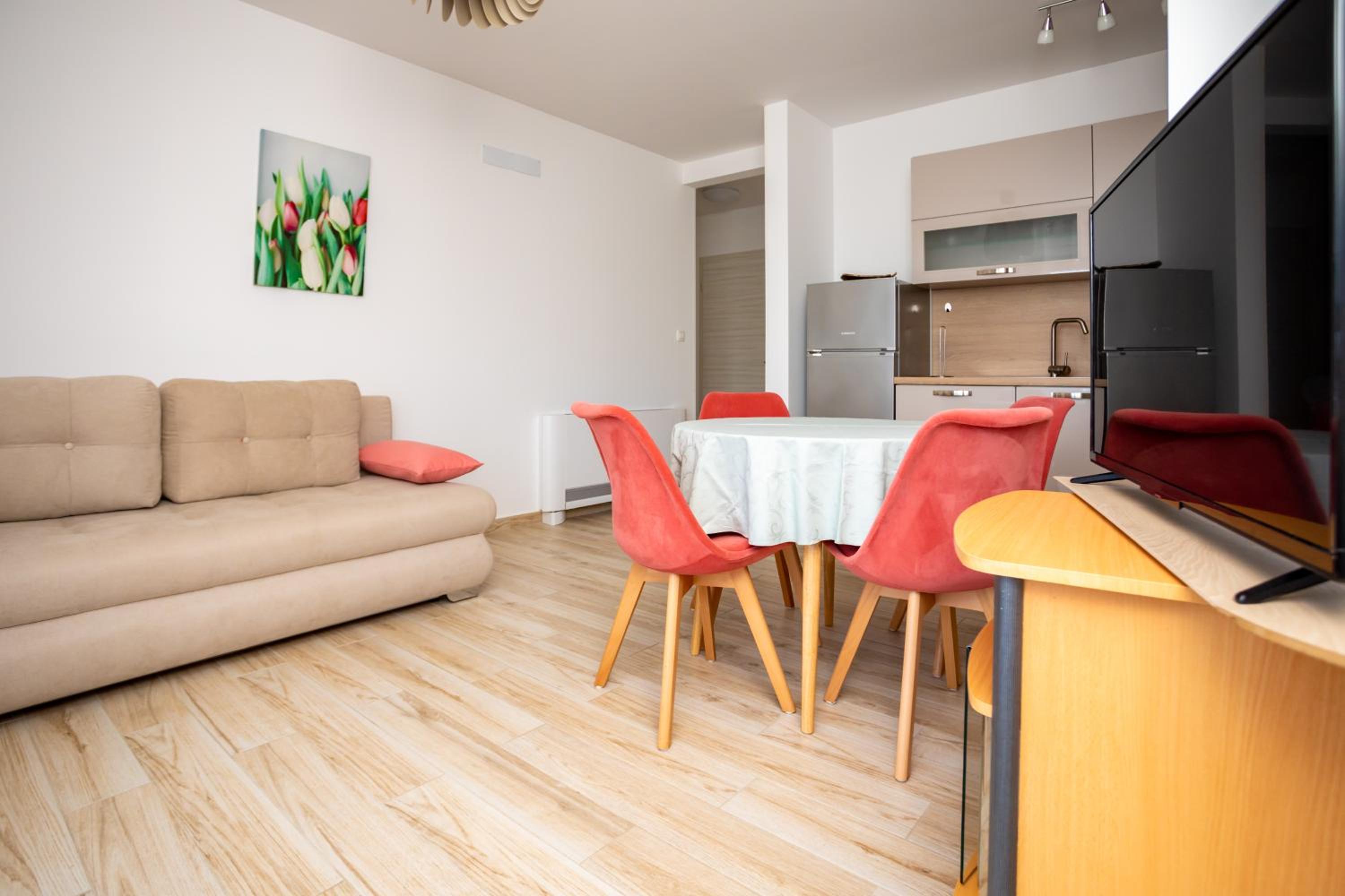 Apartments Jelena Vantačići