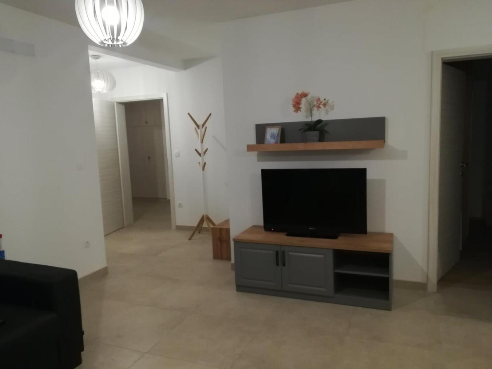 Apartments Jelena Vantačići