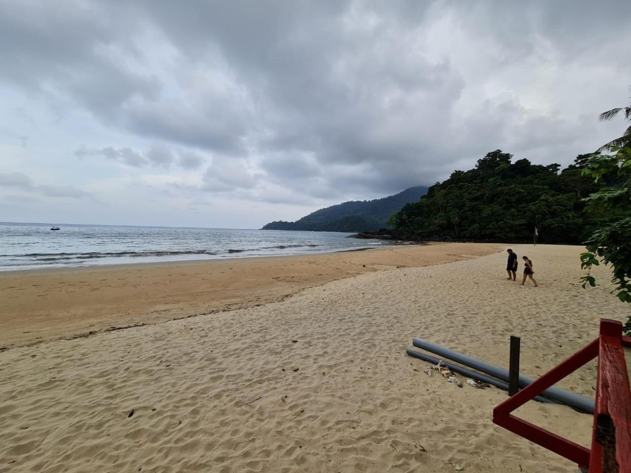 Rainbow Tioman Cottage view 3