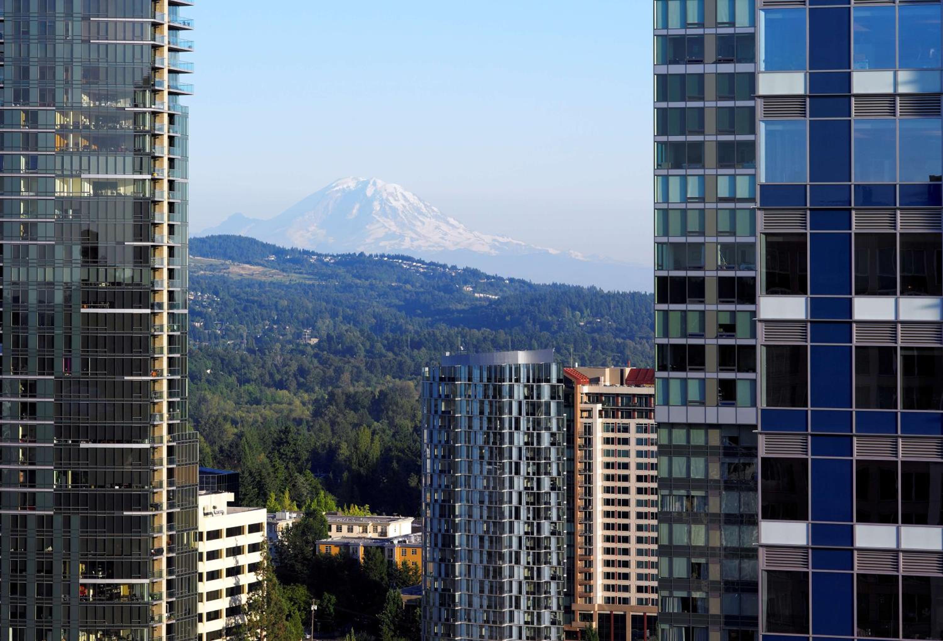 Seattle Vacations - Hyatt Regency Bellevue - Property Image 2