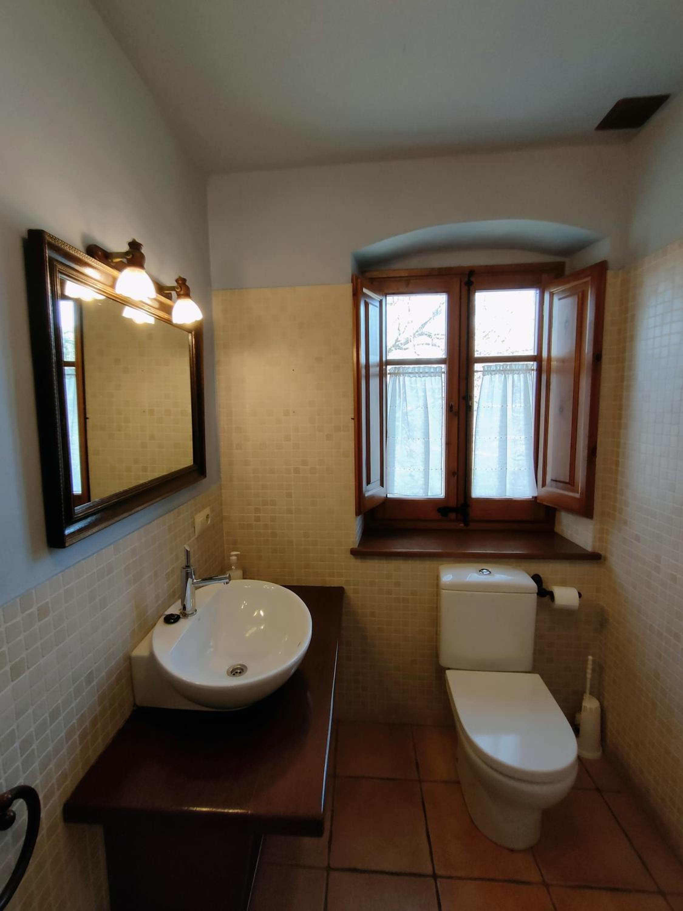 Photo 38