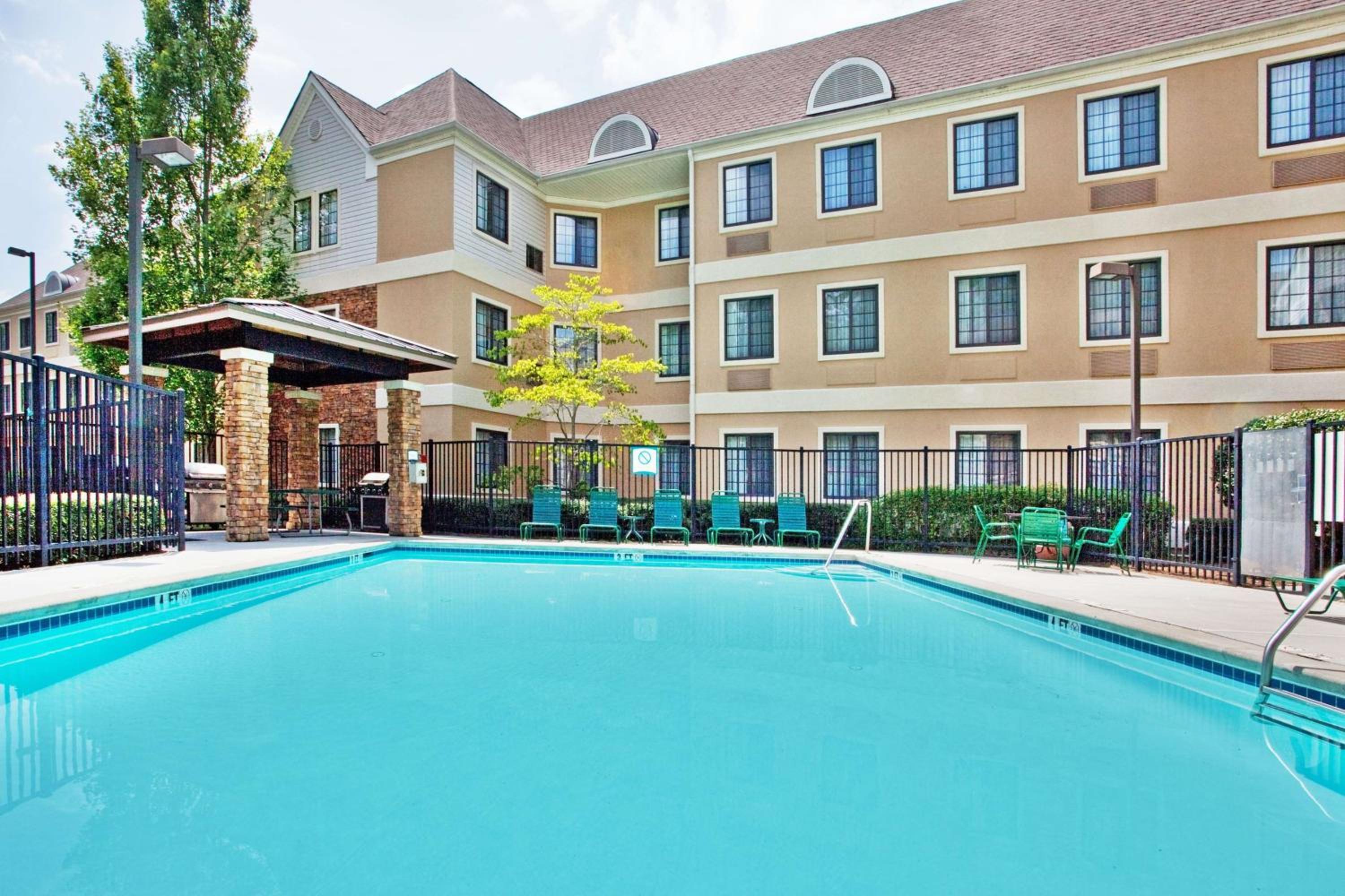 Sonesta ES Suites Atlanta Alpharetta Avalon - Property Image 8