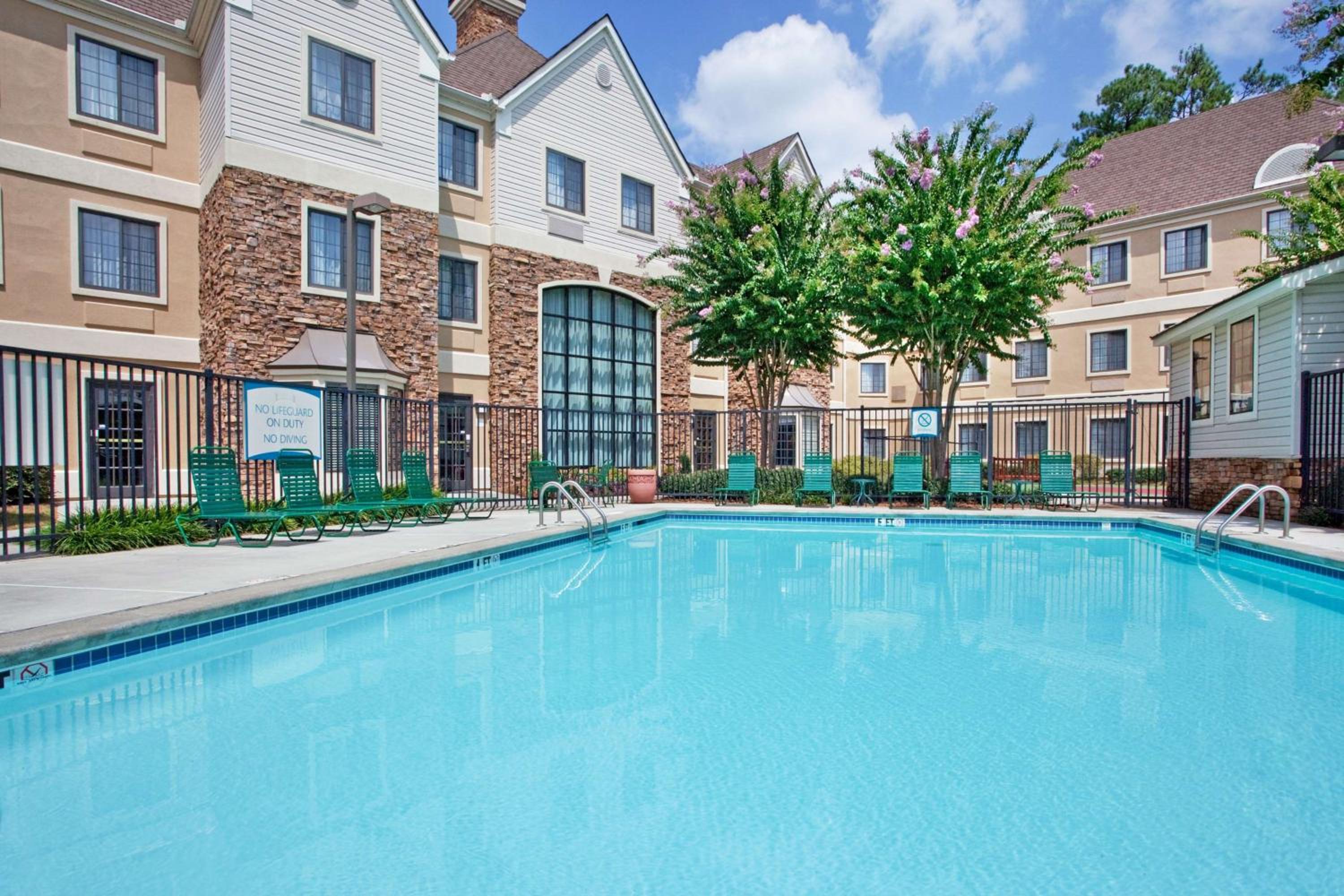 Sonesta ES Suites Atlanta Alpharetta Avalon - Property Image 7