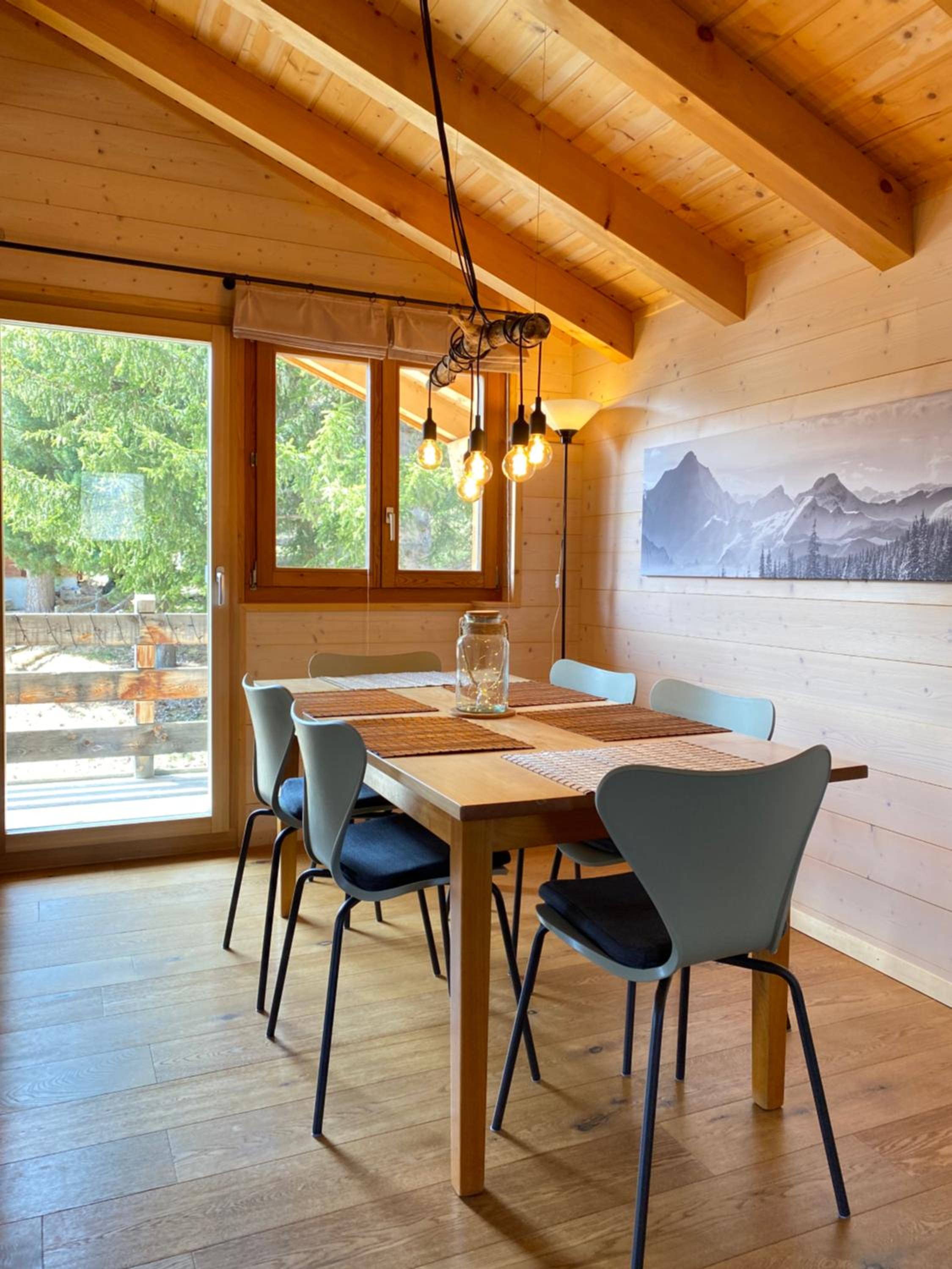 3-Schlafzimmer Chalet Eichhorn****, Saas Fee 1800m view 3
