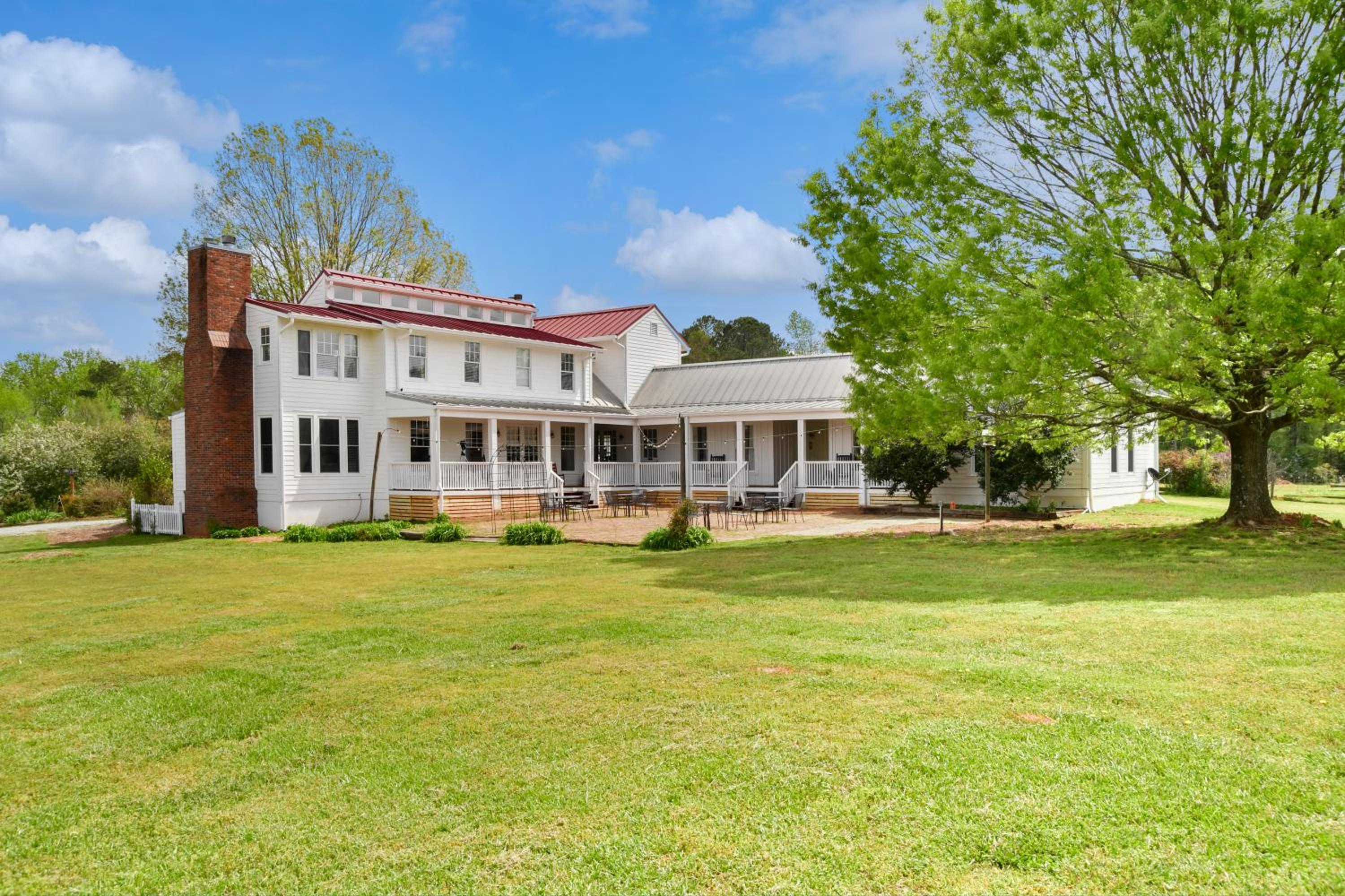 New York City Vacations - The Farmhouse Inn - Property Image 17