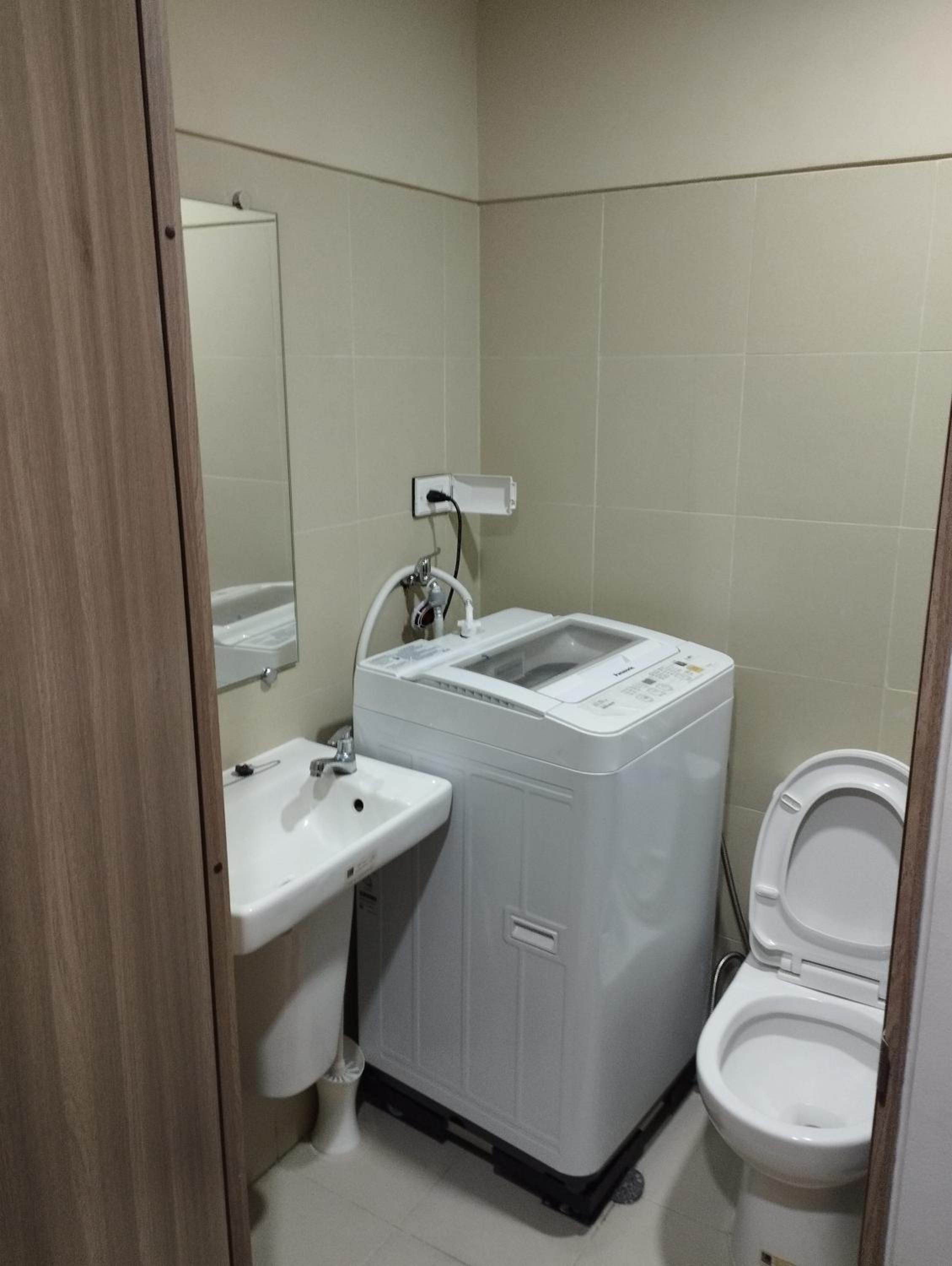 Sea Residences MOA by JO Alano New