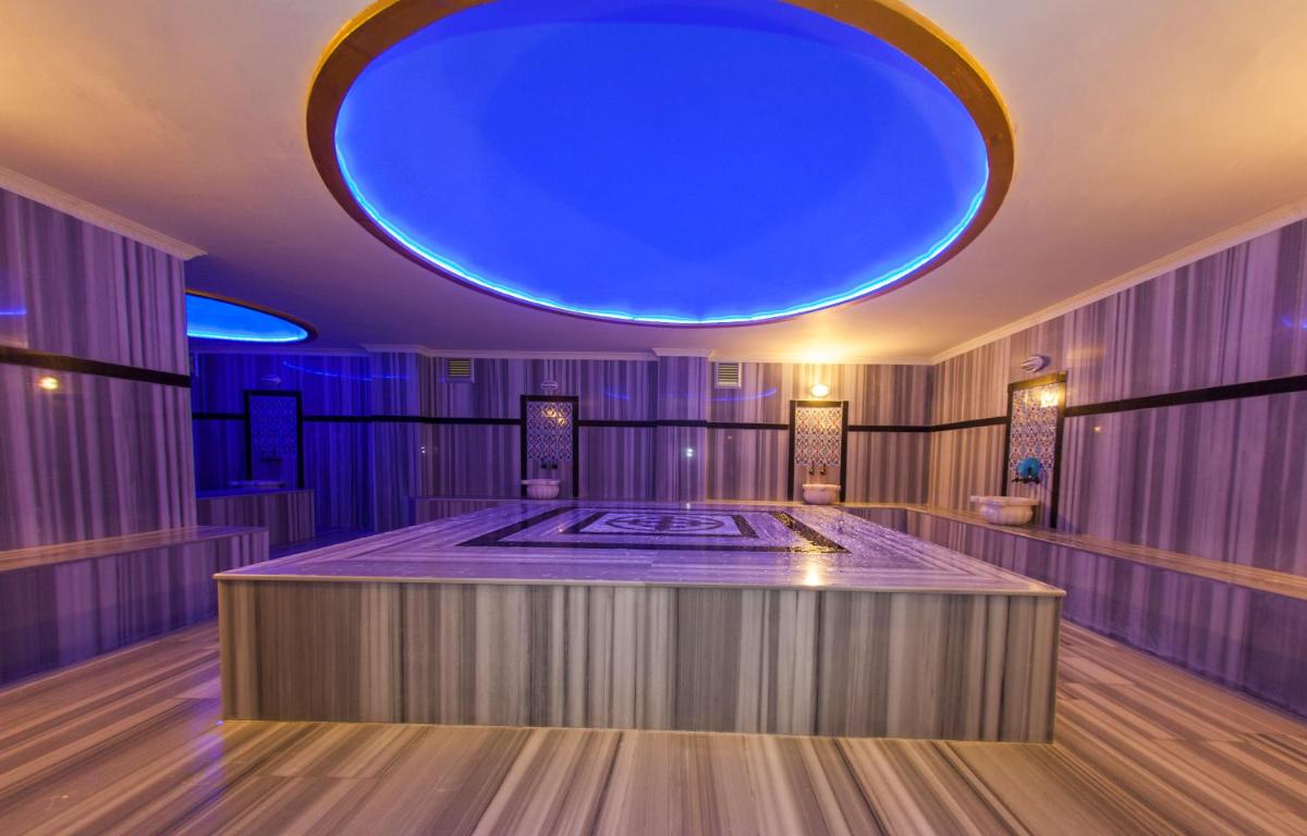 Jacuzzi