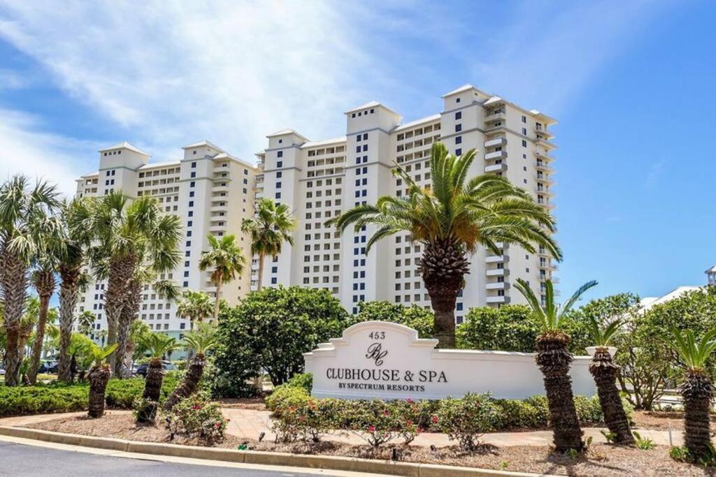 Hotel Bristol 405-Beachfront Condo with Breathtaking Views - Image 1