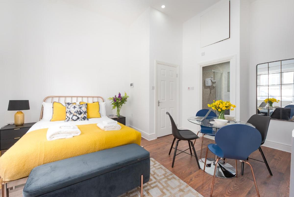 Earl's Court by CAPITAL