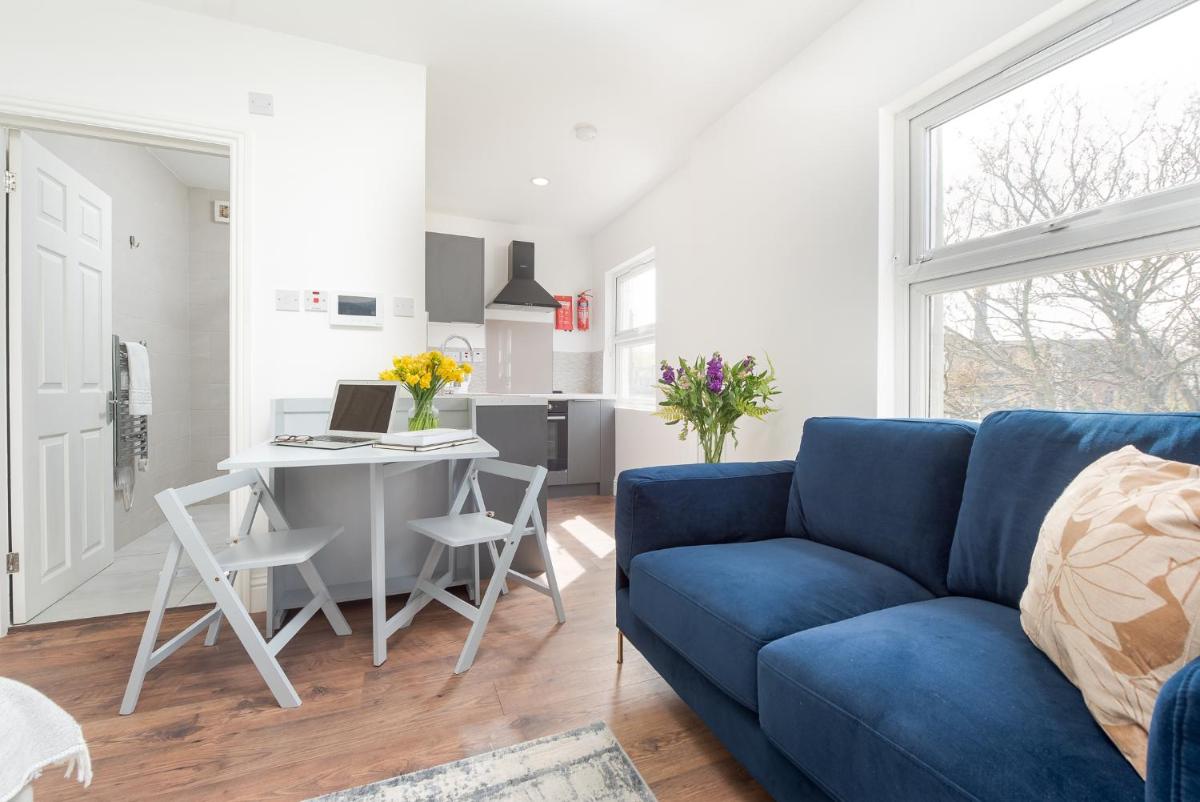 Earl's Court by CAPITAL