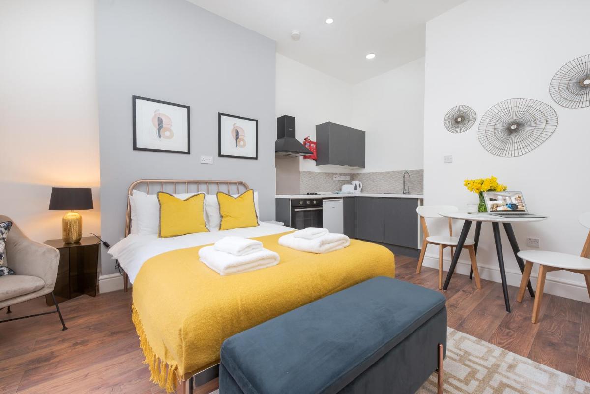 Earl's Court by CAPITAL