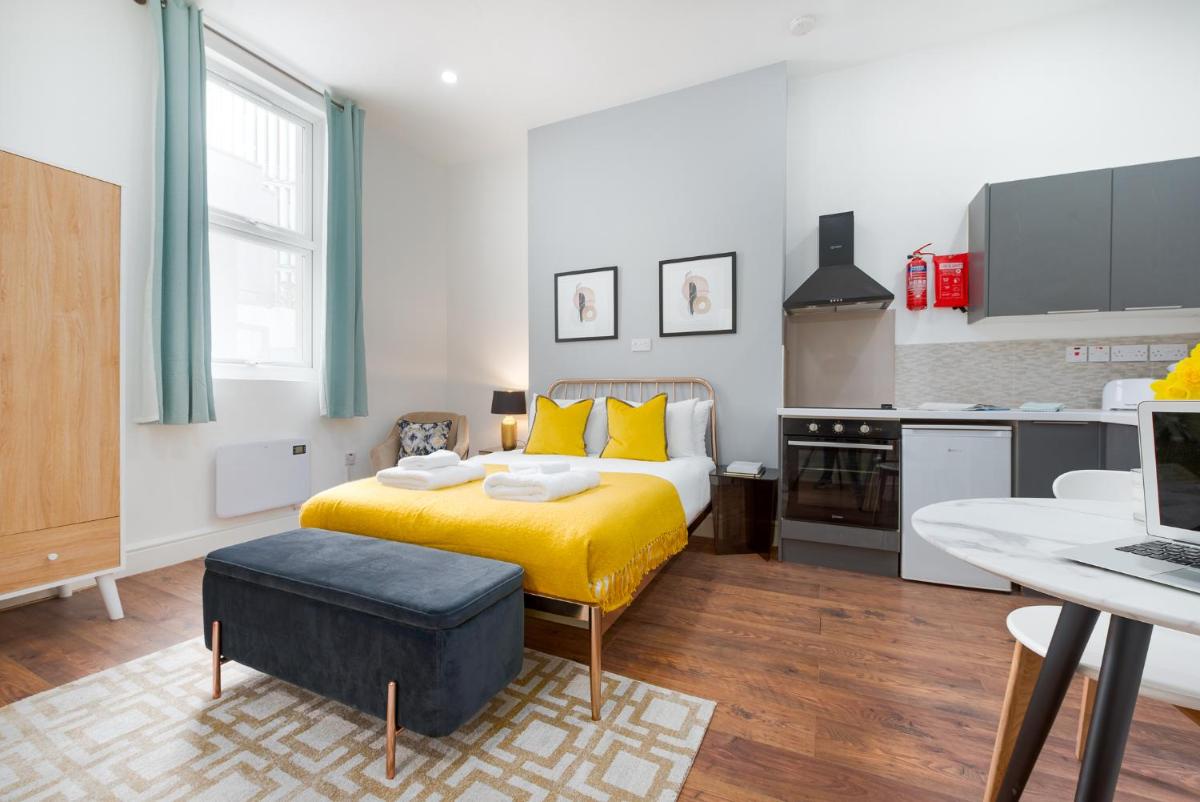 Earl's Court by CAPITAL
