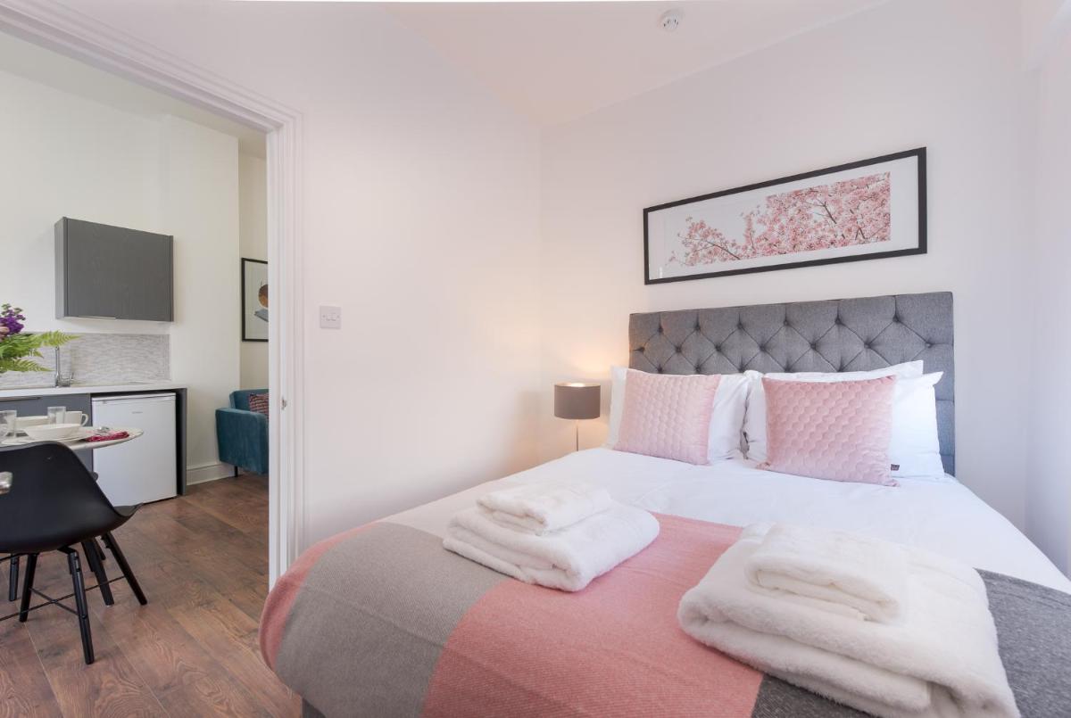 Earl's Court by CAPITAL