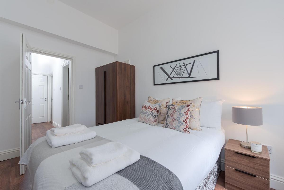 Earl's Court by CAPITAL