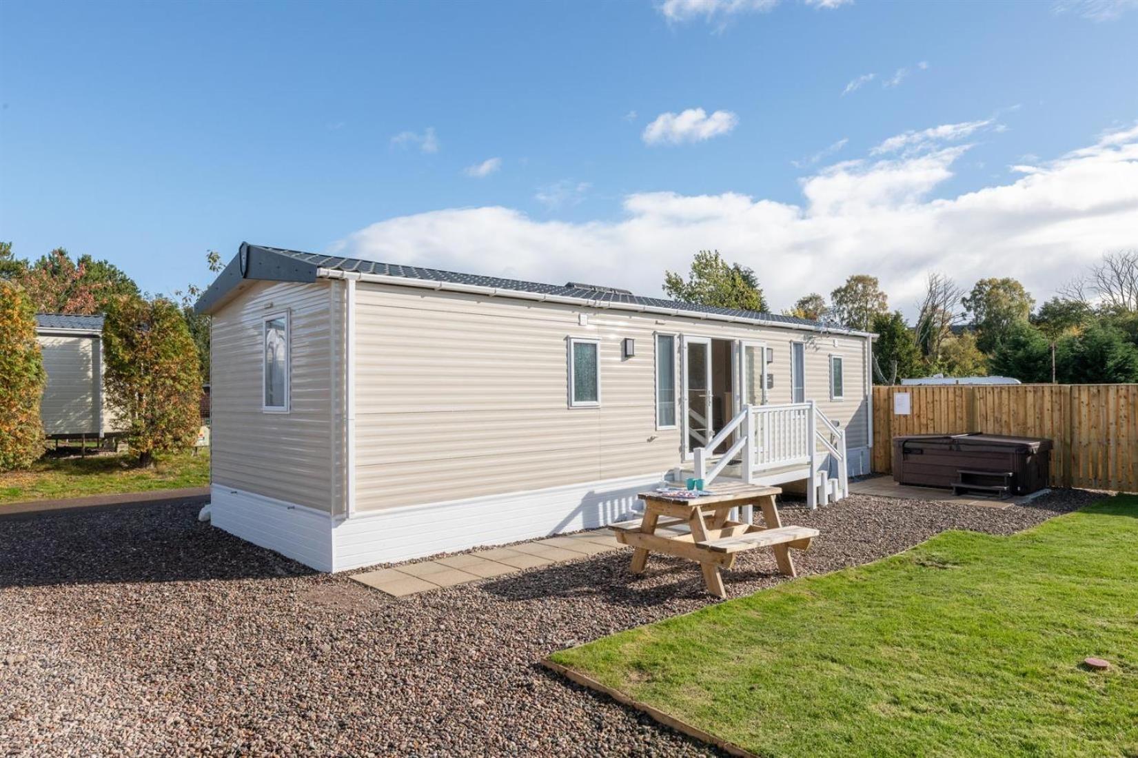 Deeside Holiday Park