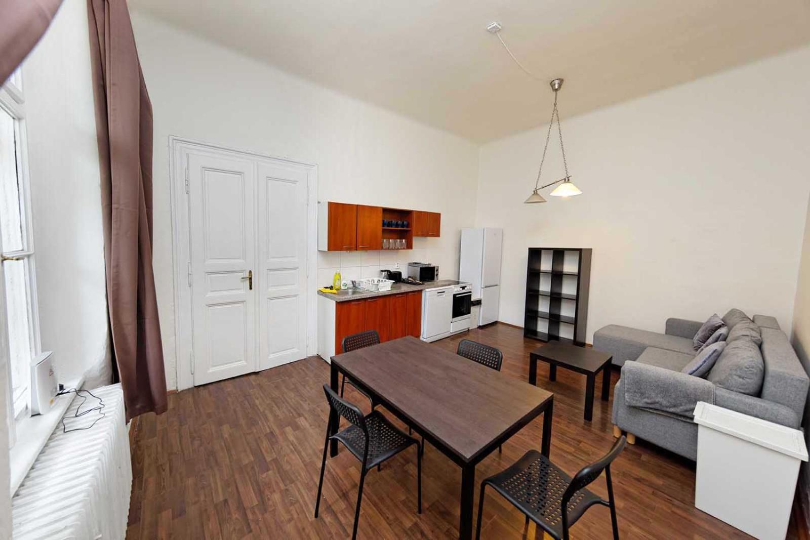 Peter's Tower Apartments