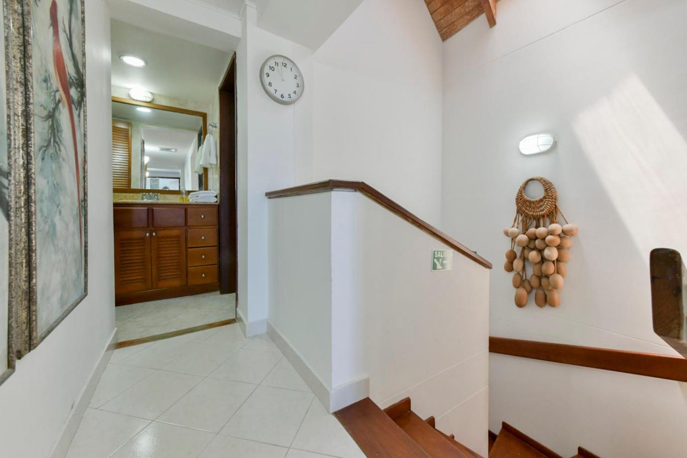 PENTHOUSE AGUAMARINA