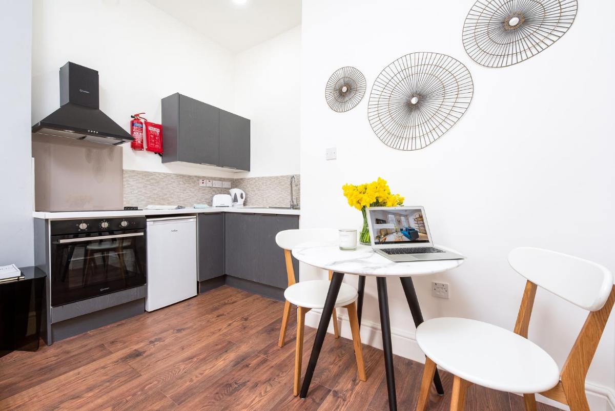 Earl's Court by CAPITAL