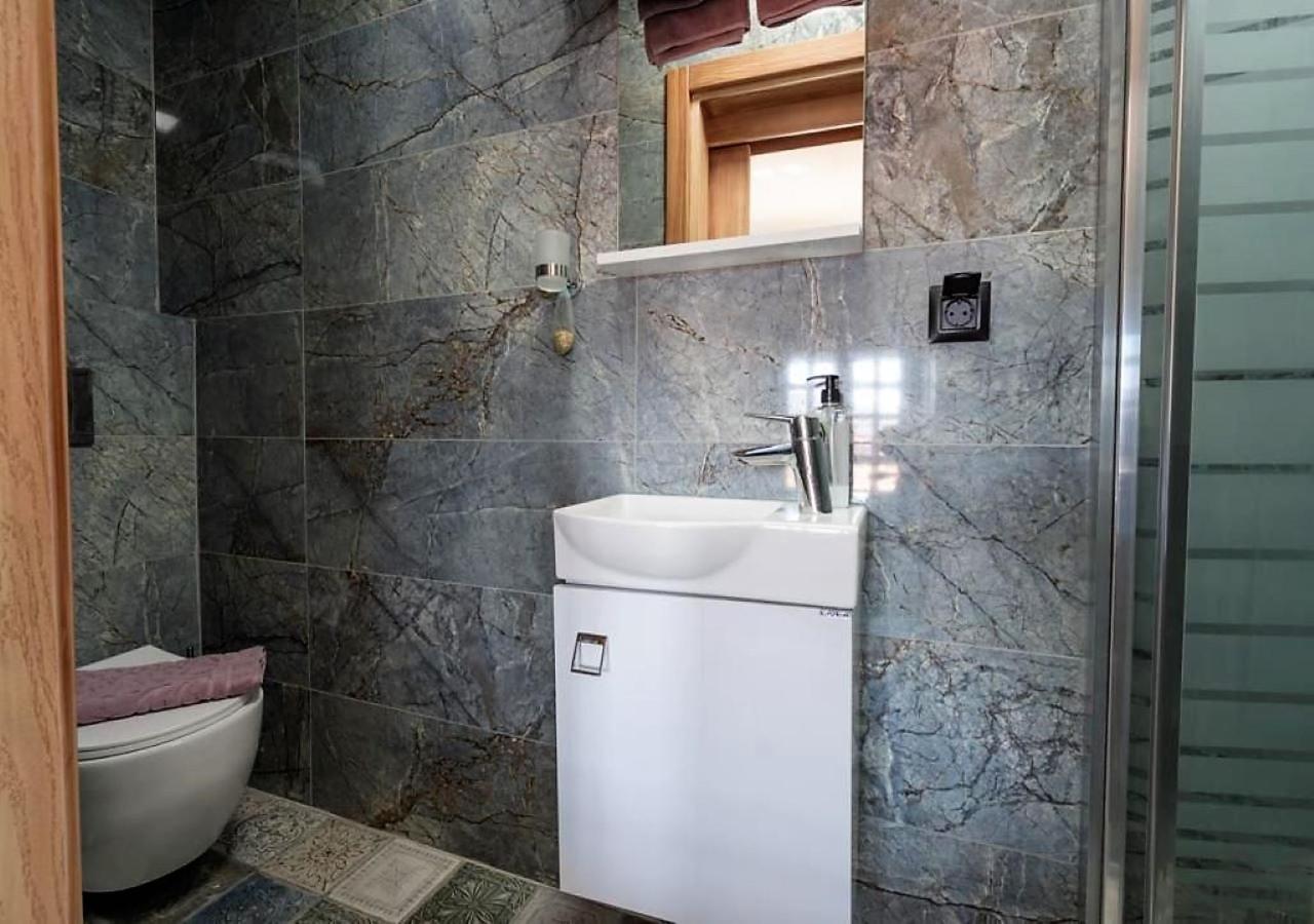 Liman Deluxe Hotel - Image 12