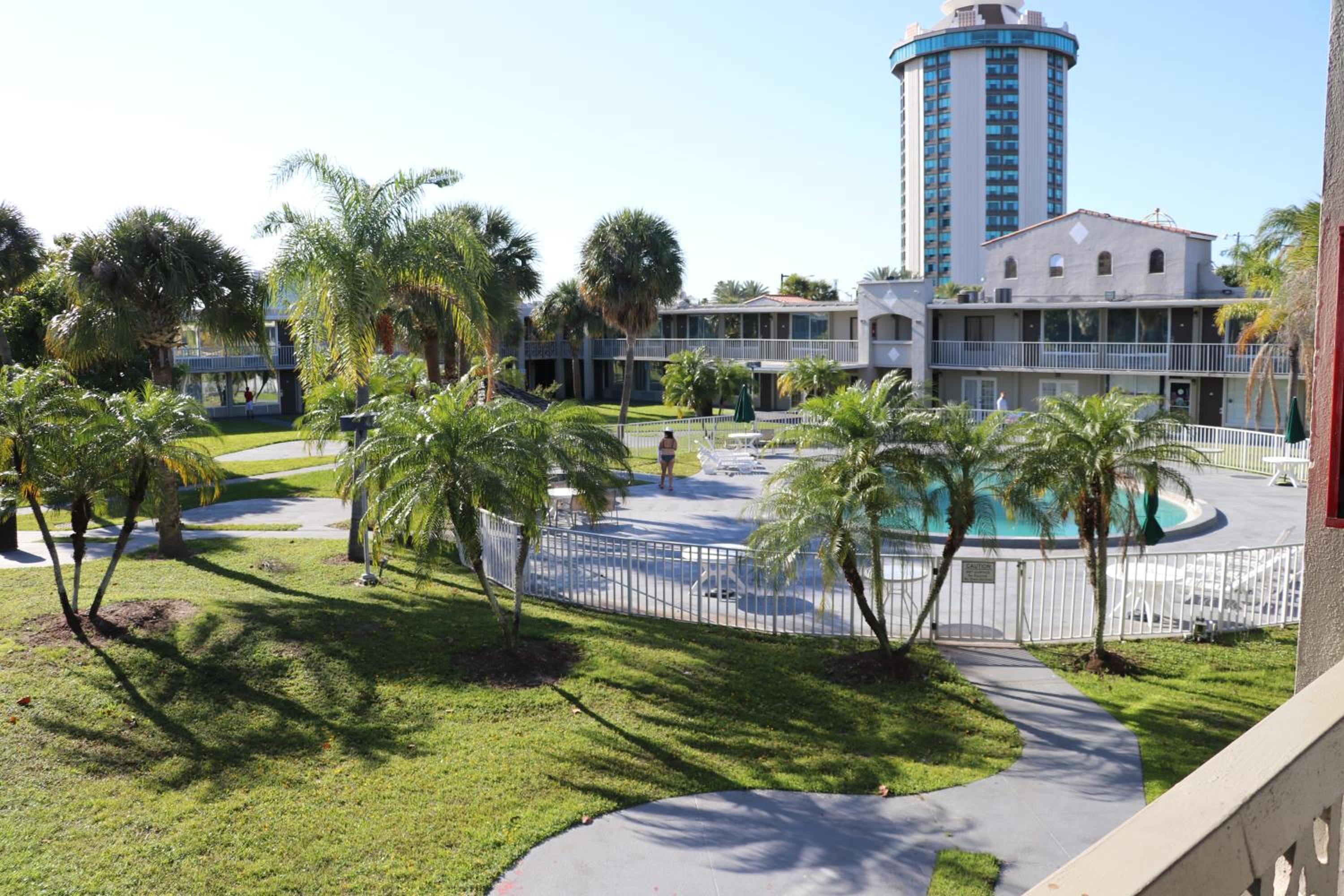 Howard Johnson by Wyndham Orlando-International Drive