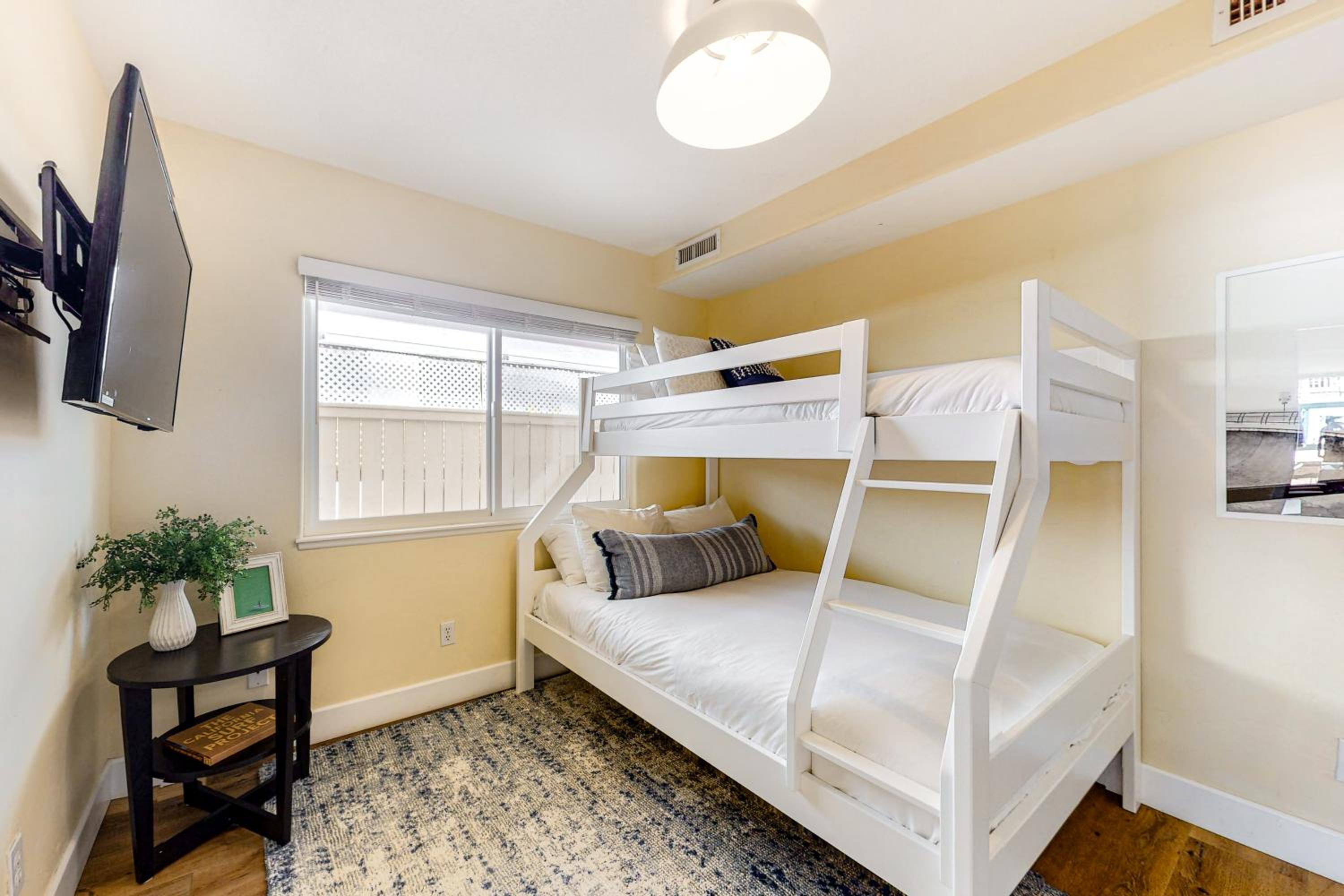 Walk to Mission Beach Centrally Located Townhome
