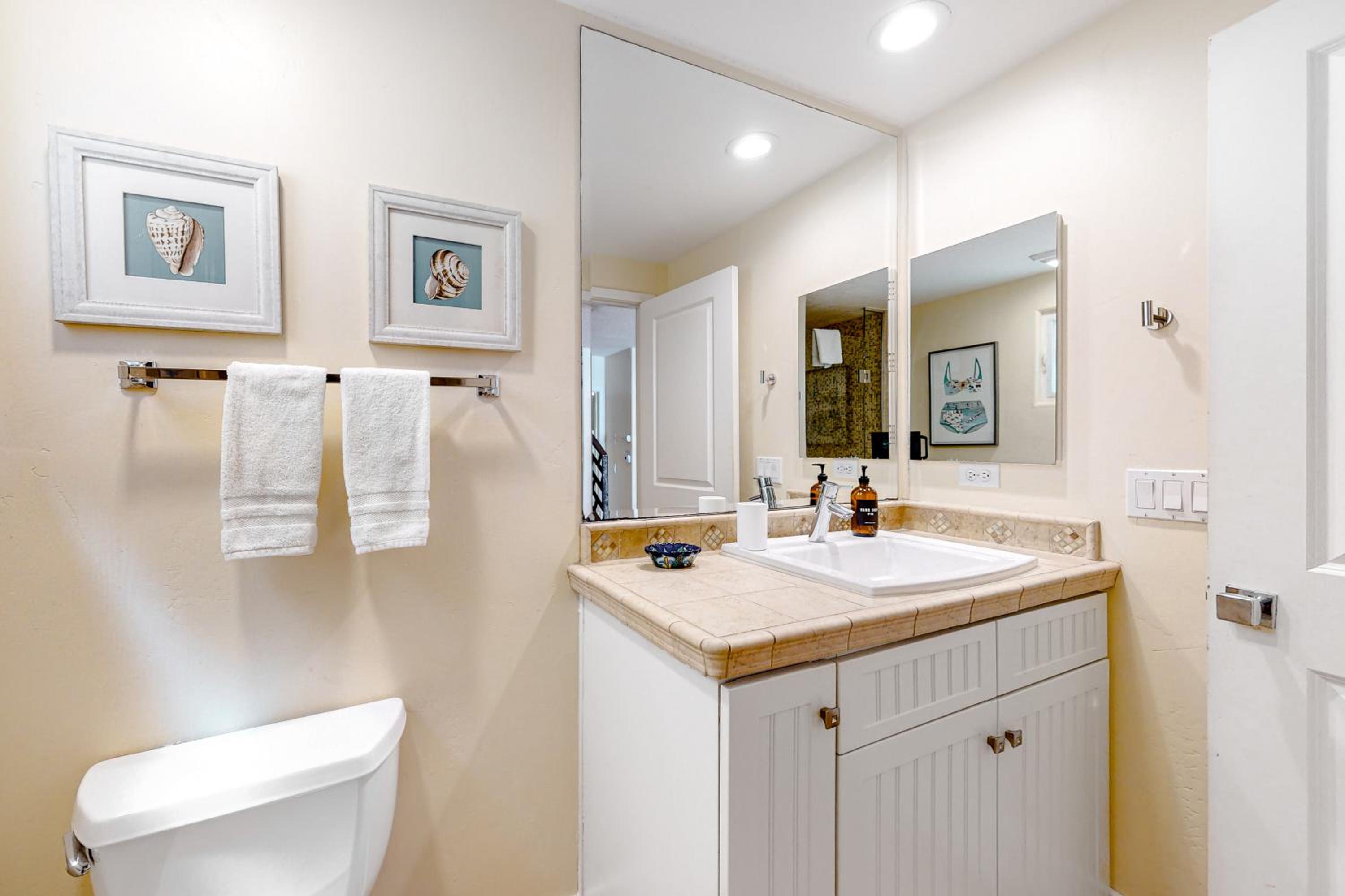 Walk to Mission Beach Centrally Located Townhome