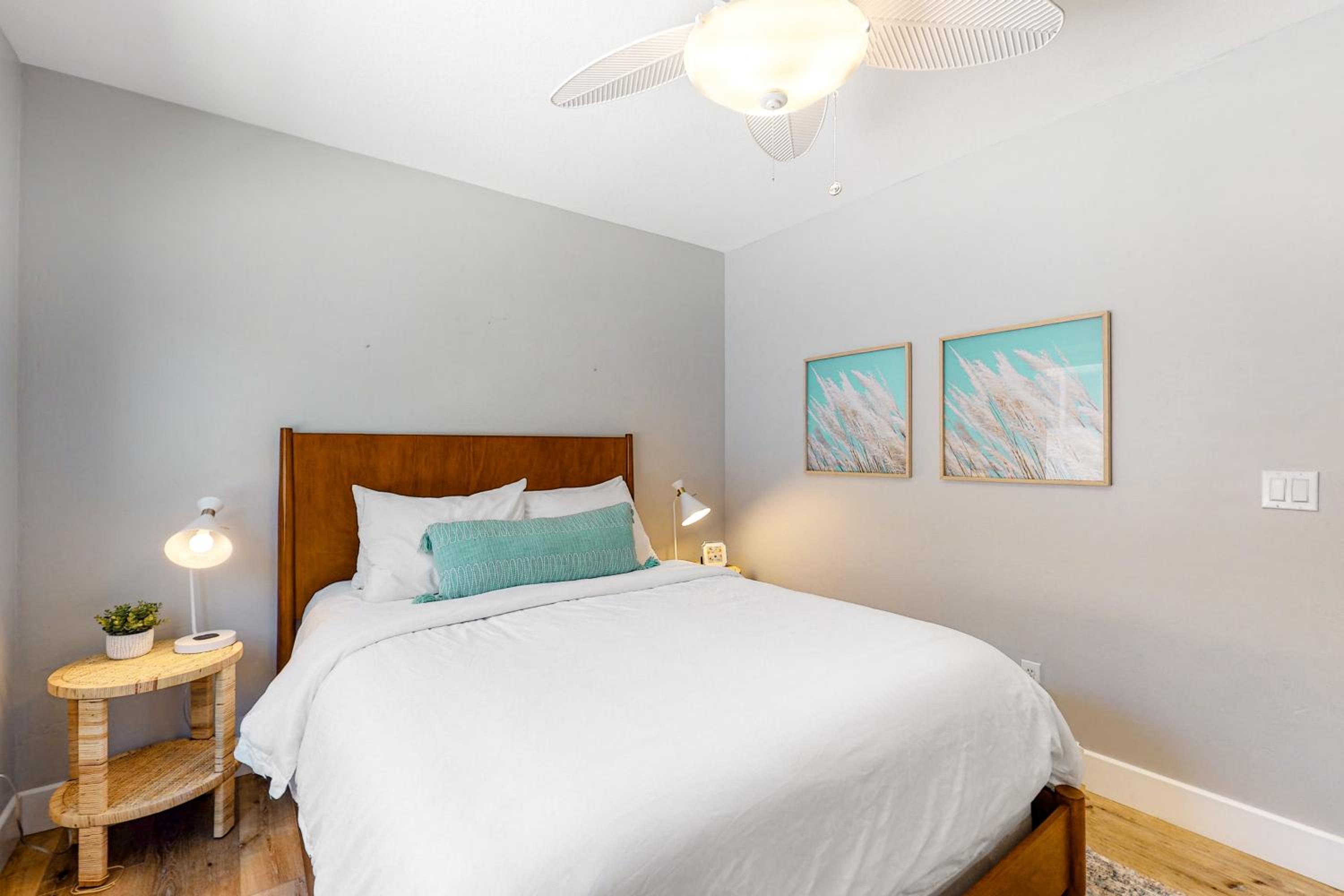 Walk to Mission Beach Centrally Located Townhome